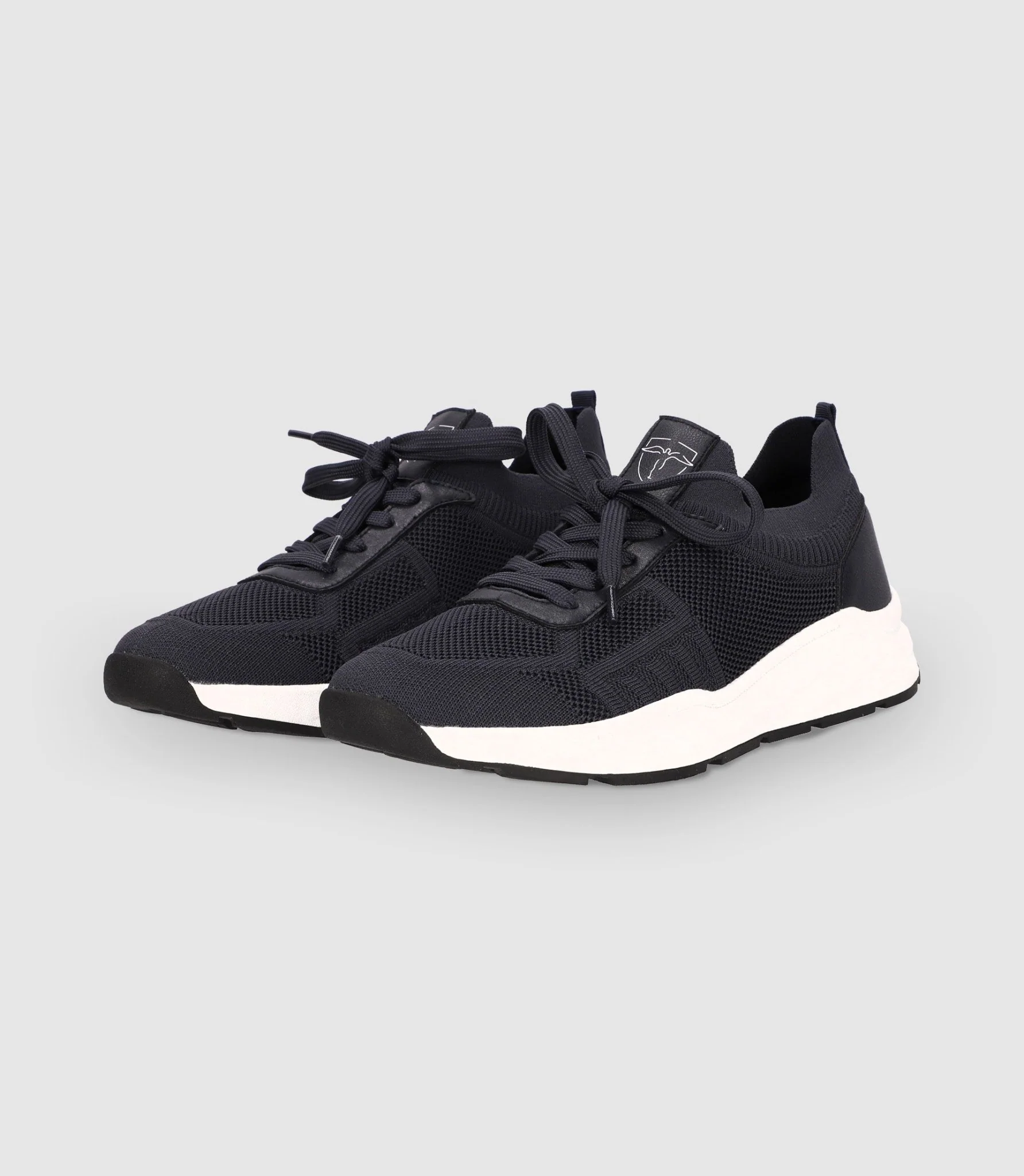 Chaussures sneakers en maille marine - Image 4