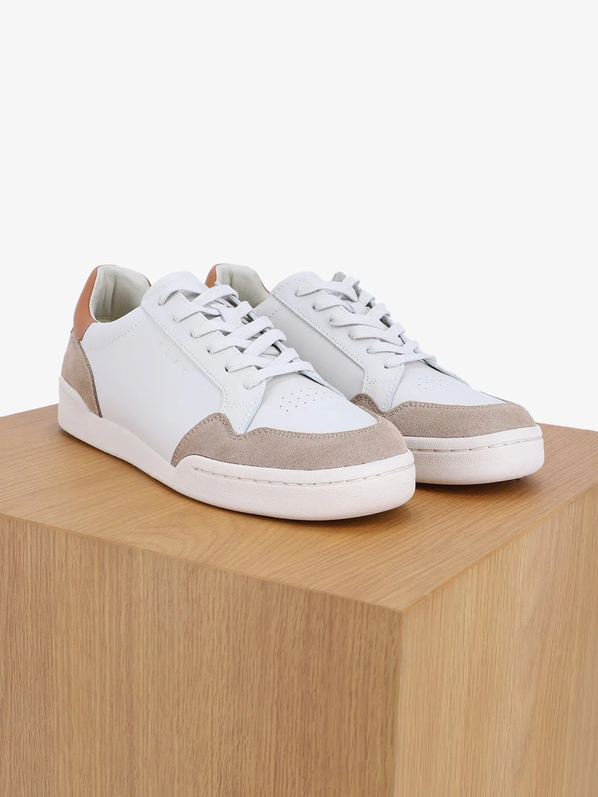Baskets en cuir beige - Image 2