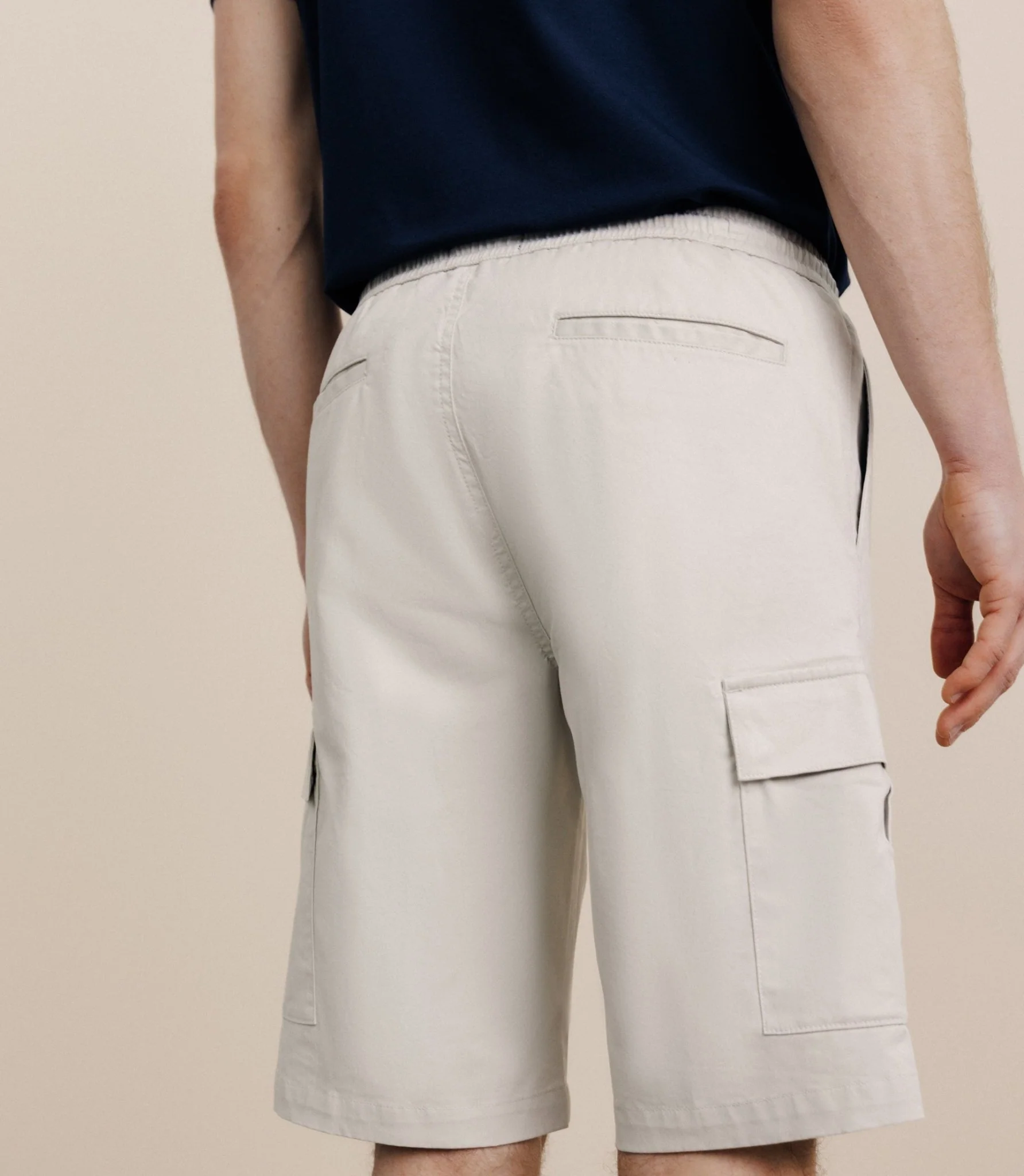 Bermuda cargo beige - Image 4