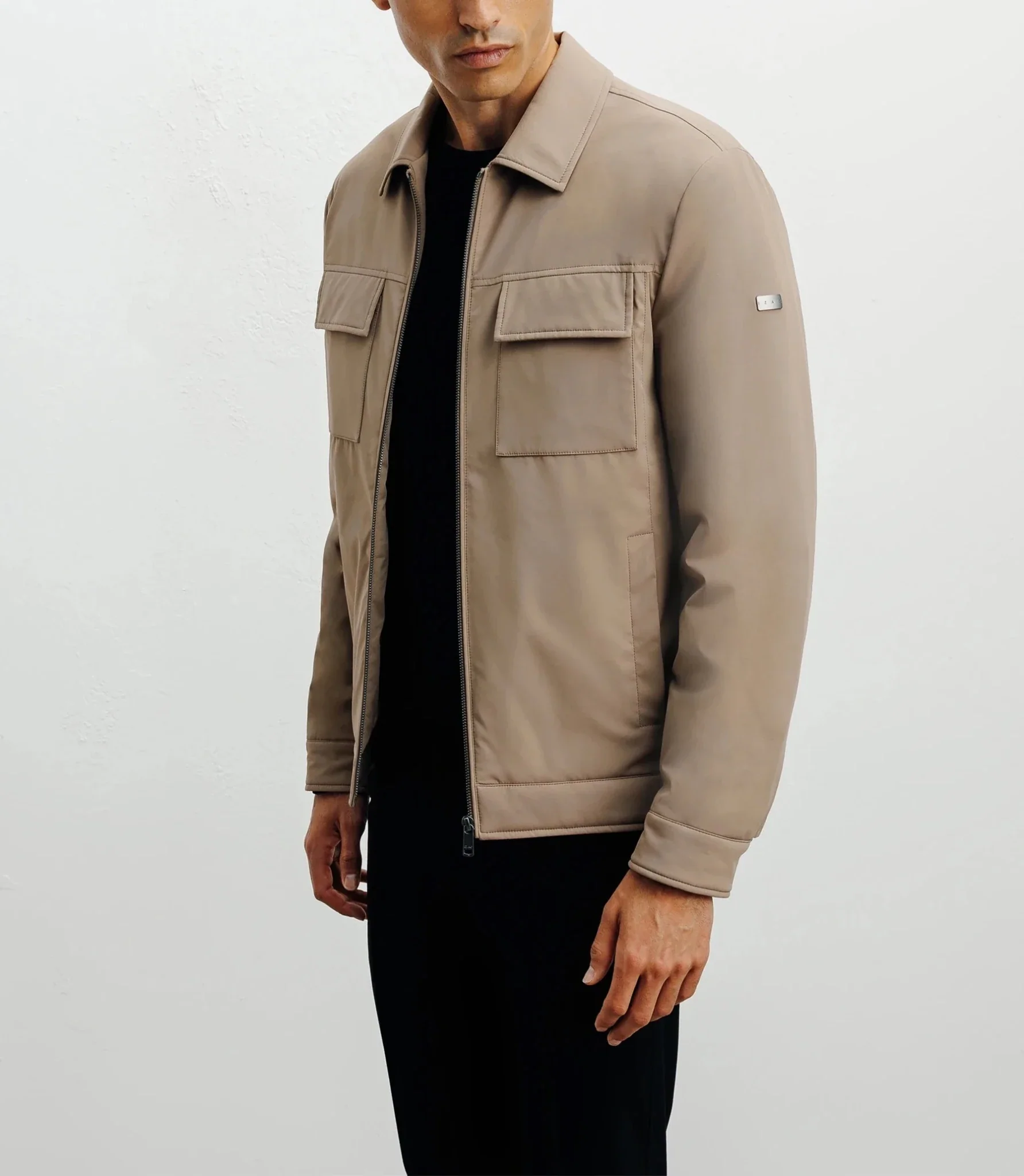 Blouson col chemise beige