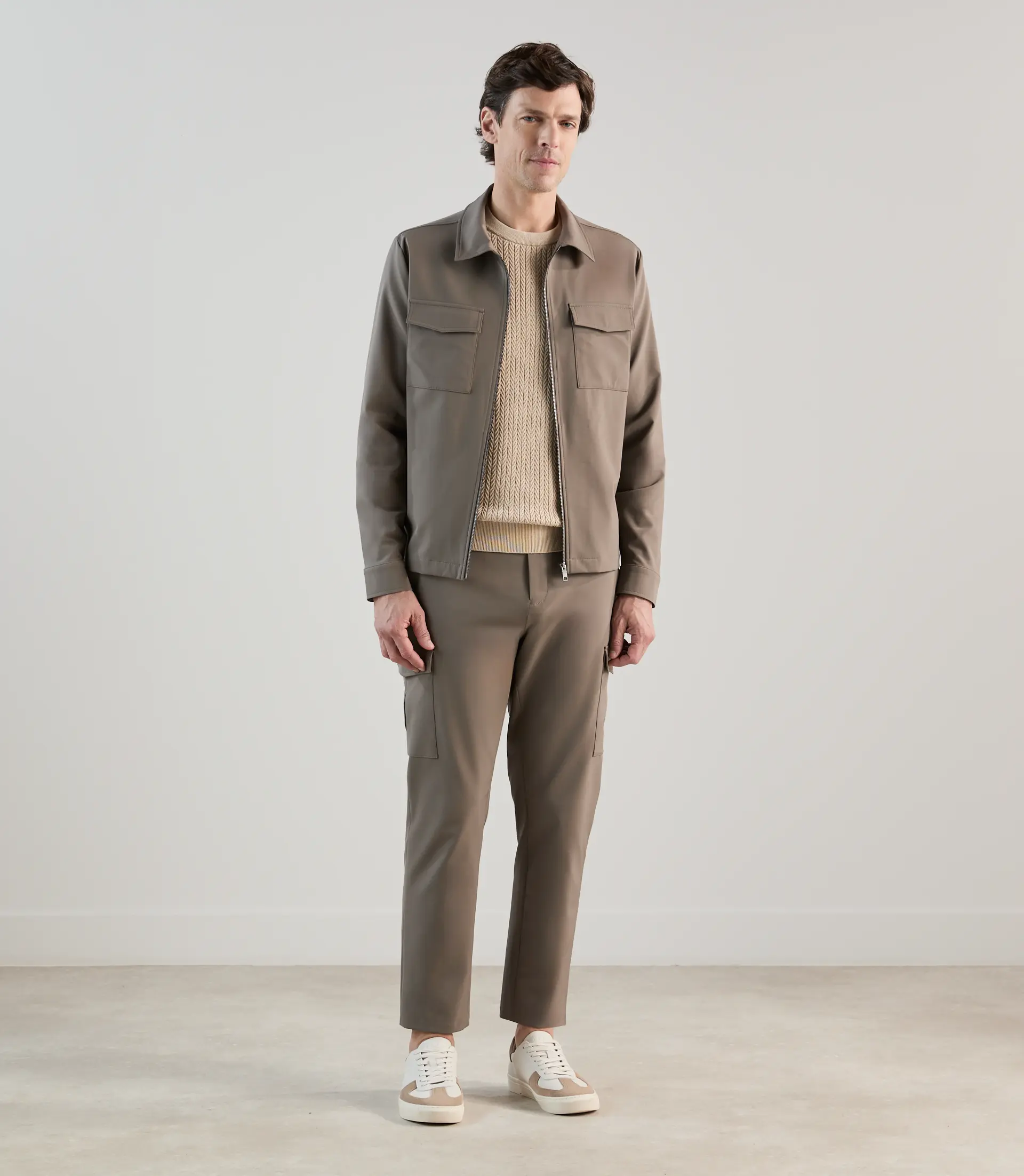 Blouson col chemise tissu technique taupe - Image 3