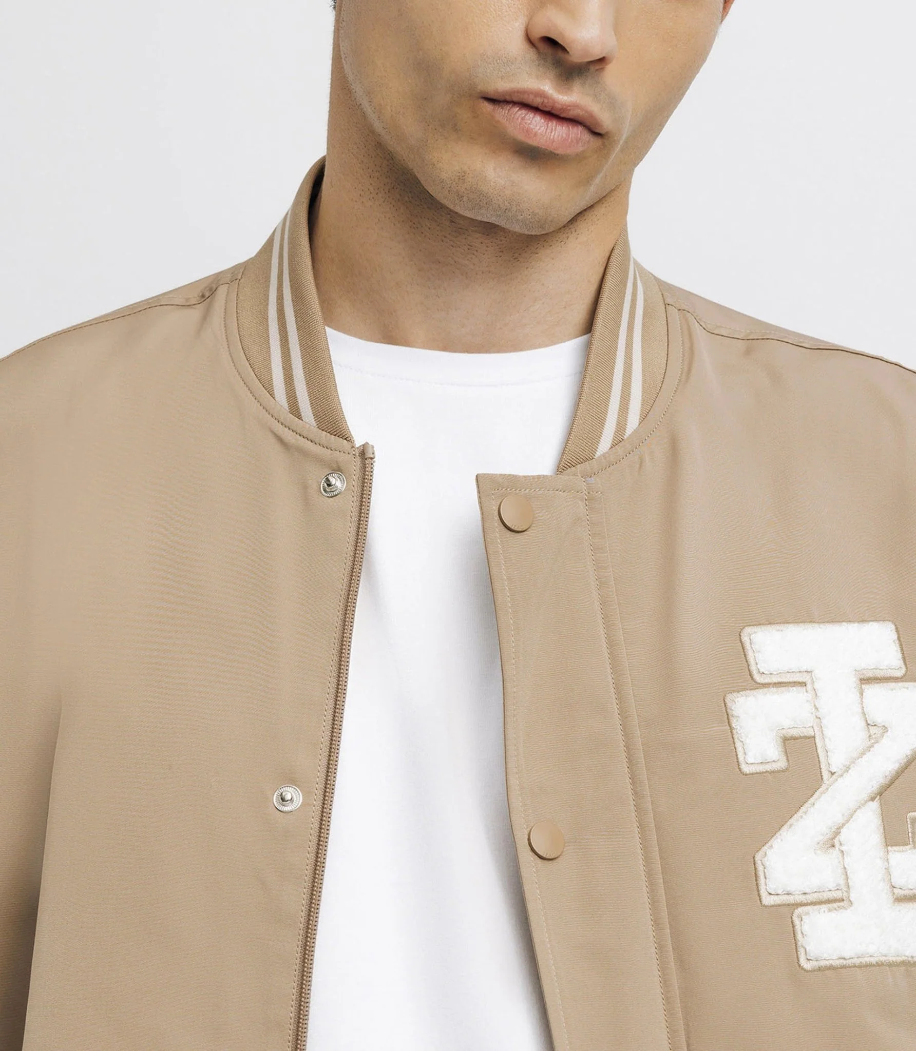 Blouson teddy bicolore beige et blanc - Image 4