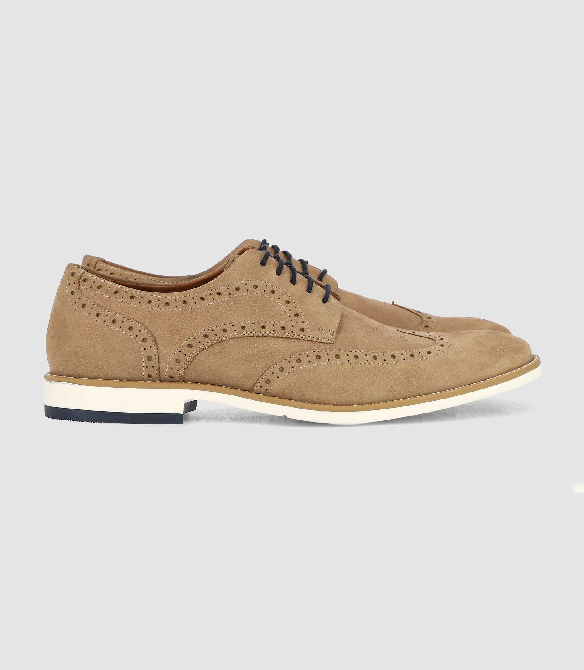 Chaussures en cuir beige - Image 4