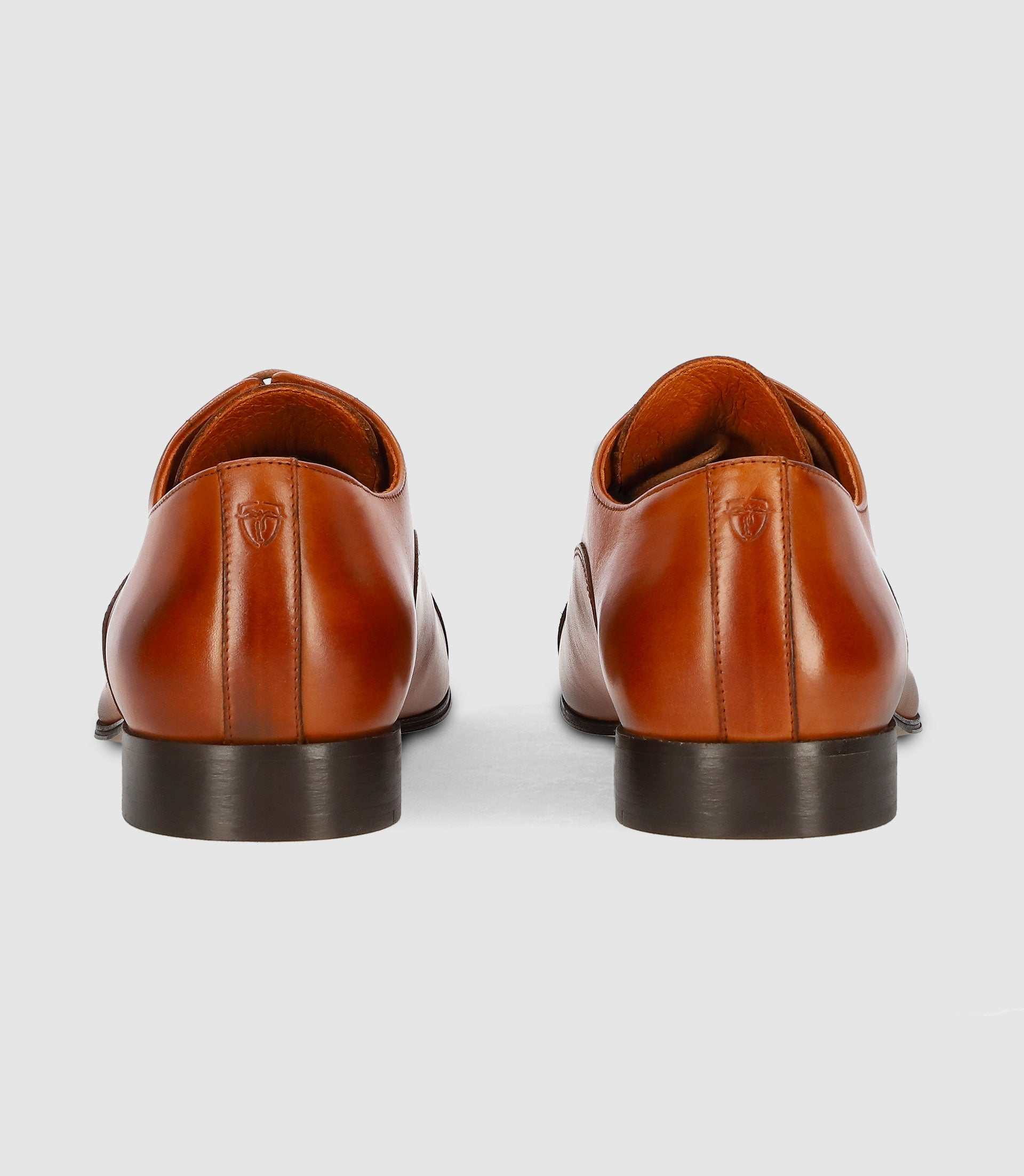 Chaussures richelieu en cuir marron - Image 3
