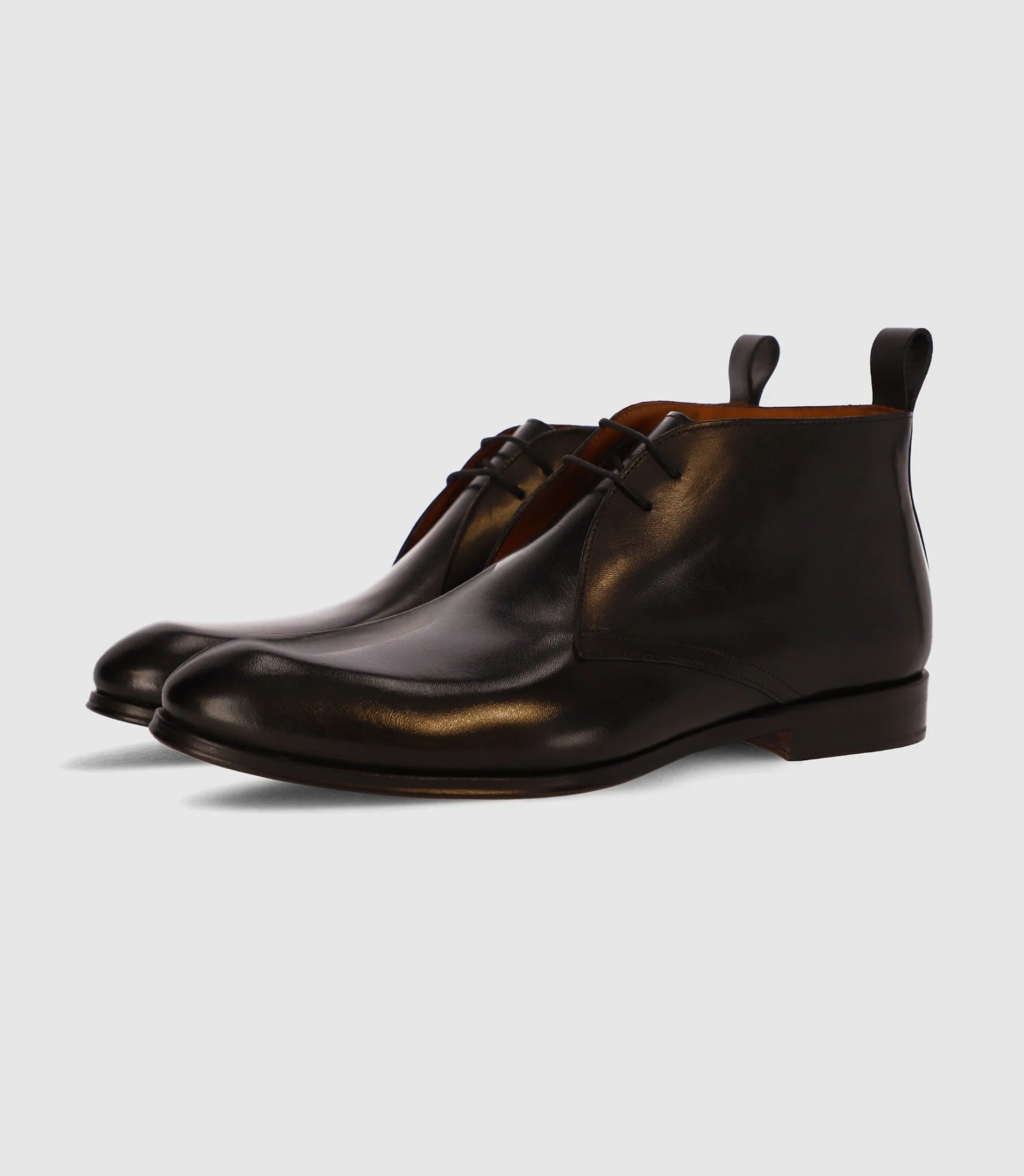 Chaussures montantes en cuir noires - Image 3