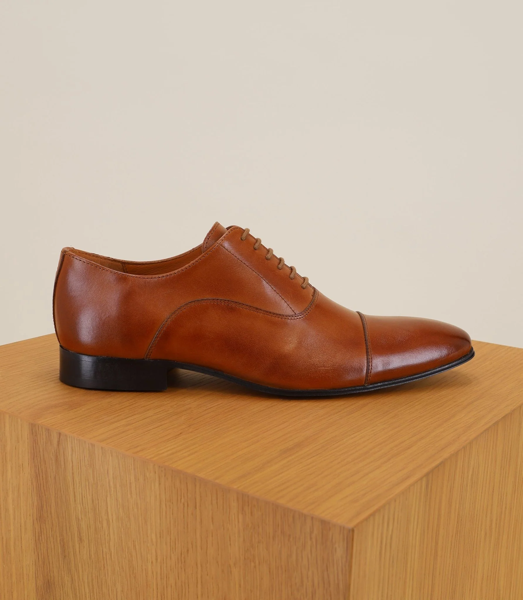 Chaussures en cuir marron - Image 3