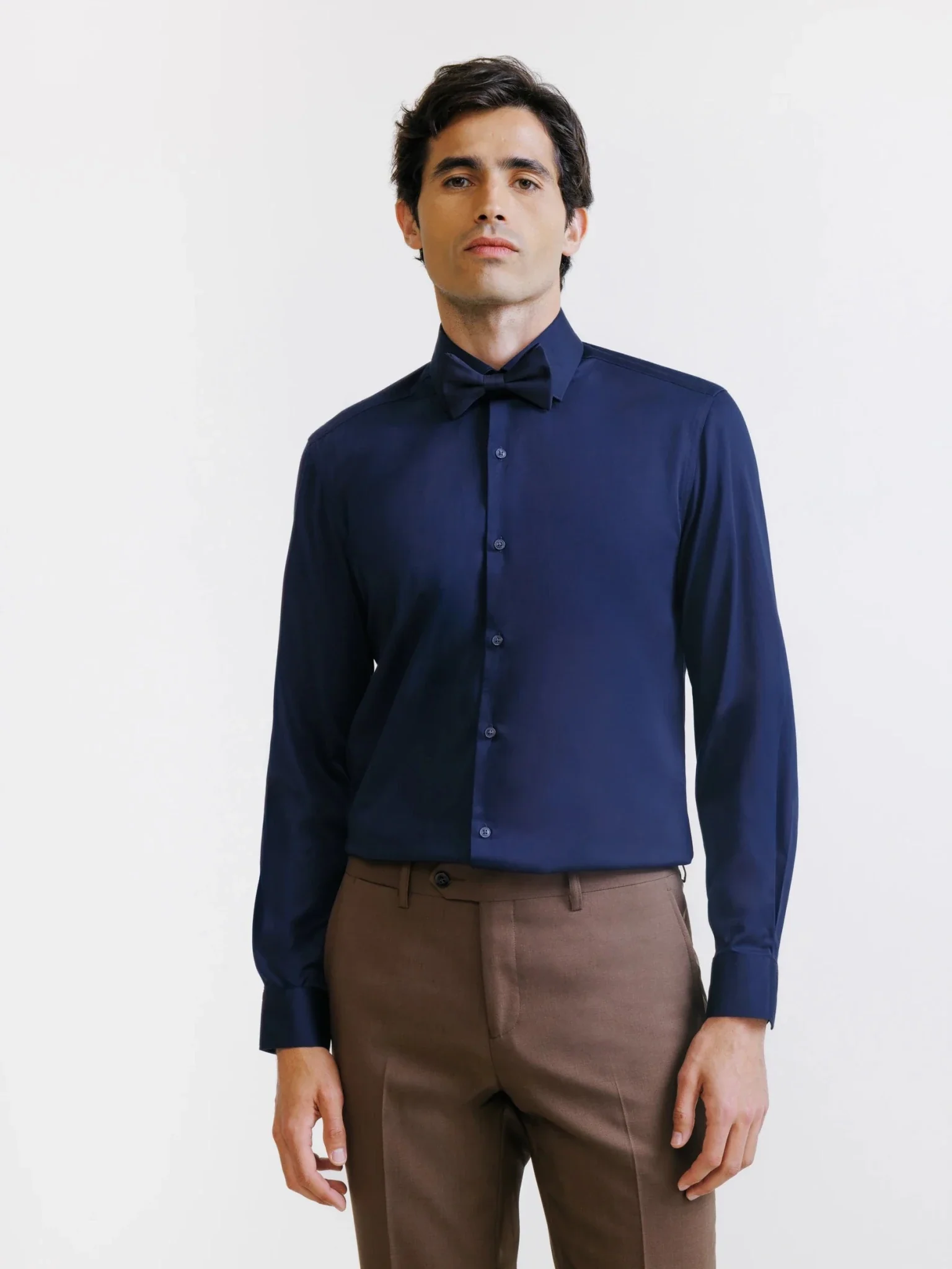 Chemise slim en satin de coton marine