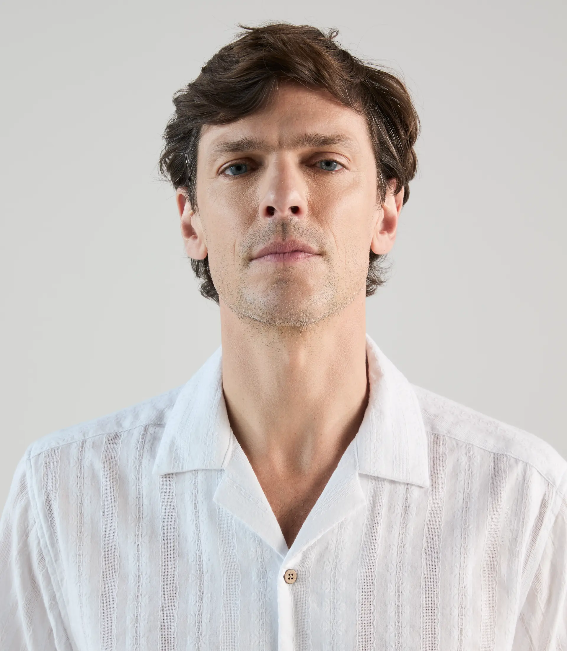 Chemise brodée blanche - Image 2