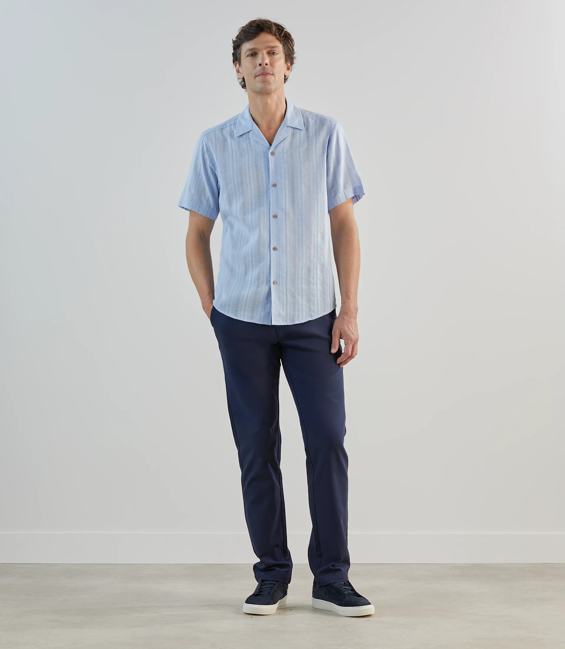 Chemise brodée ciel - Image 3