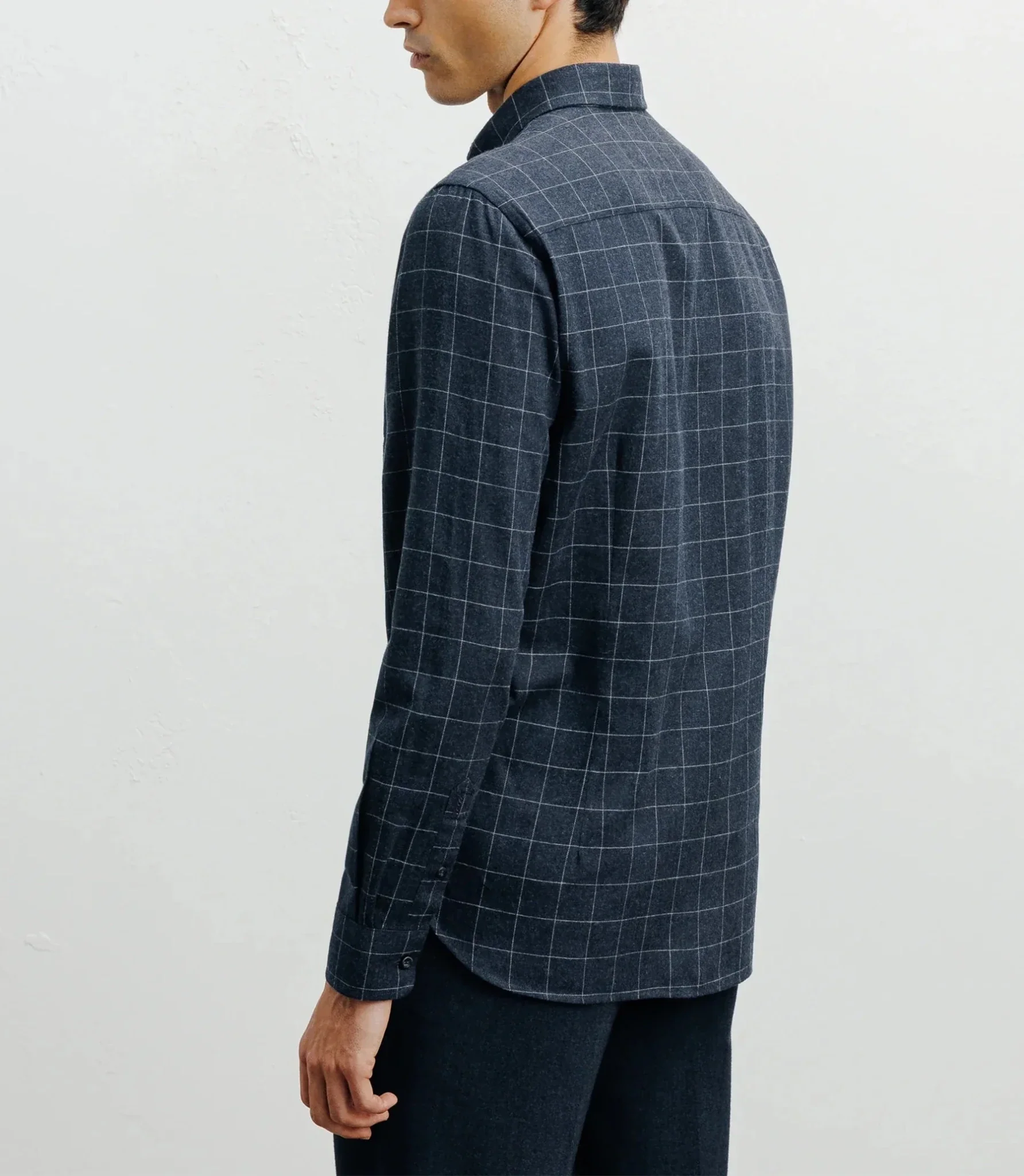Chemise casual à petits carreaux marine - Image 4