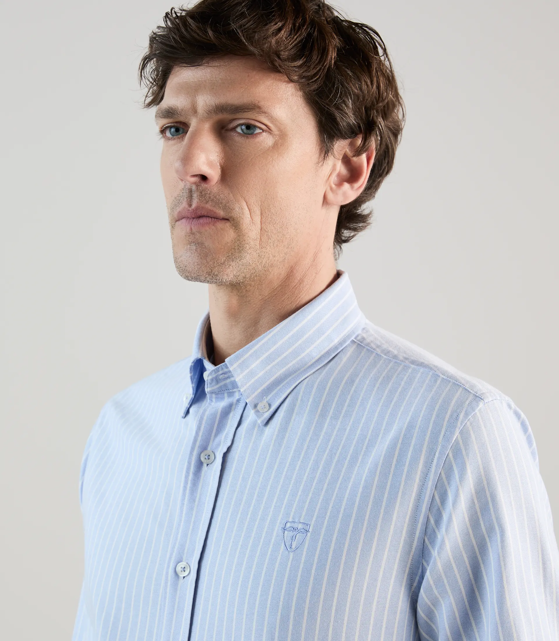 Chemise casual avec col boutonné ciel - Image 2