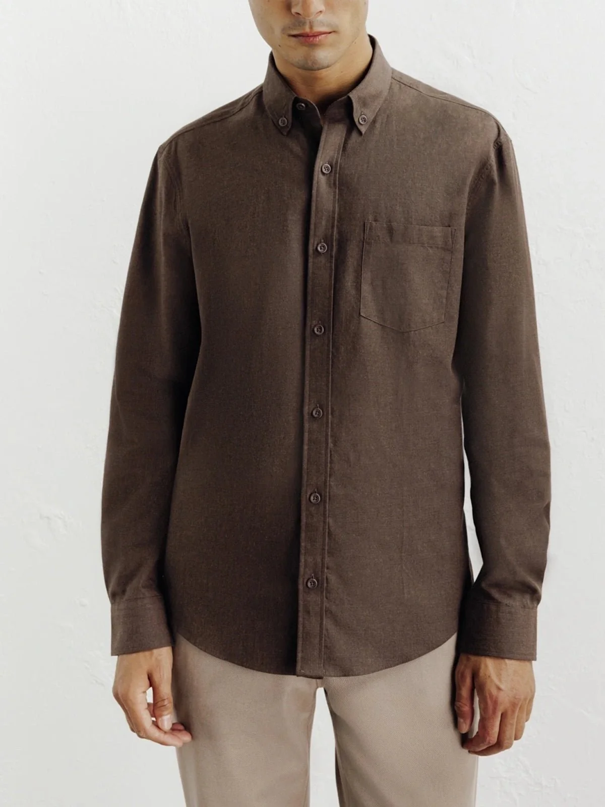 Chemise casual avec col boutonné marron