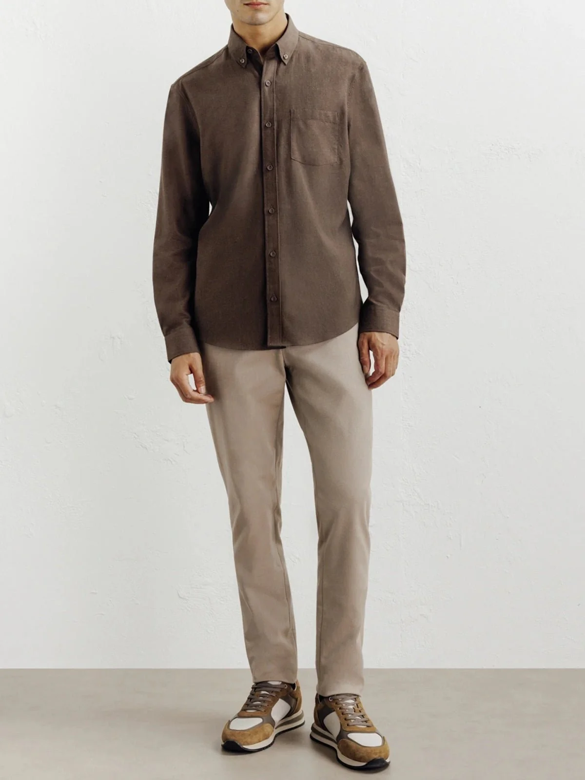 Chemise casual avec col boutonné marron - Image 3