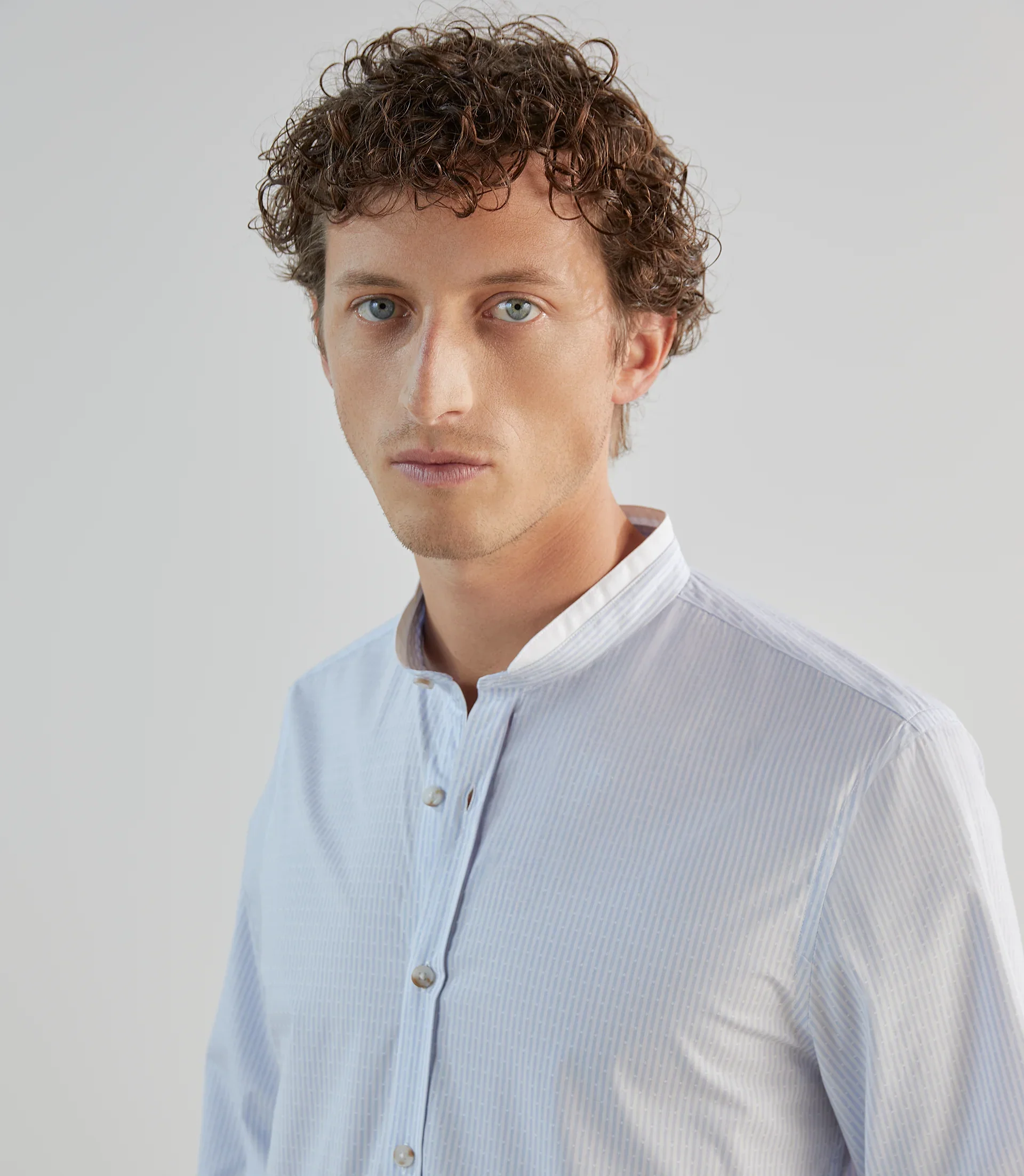 Chemise col mao avec coudières ciel - Image 2