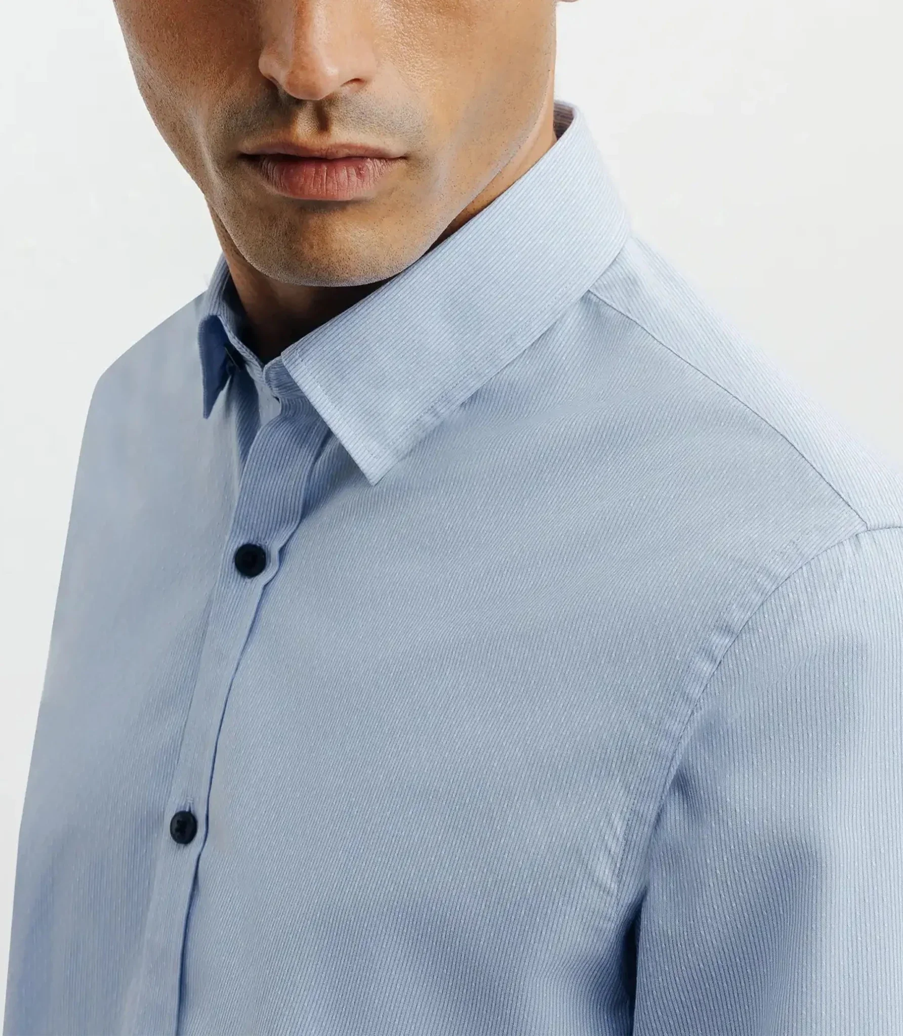 Chemise casual bleue avec des coudières en suède marine - Image 2
