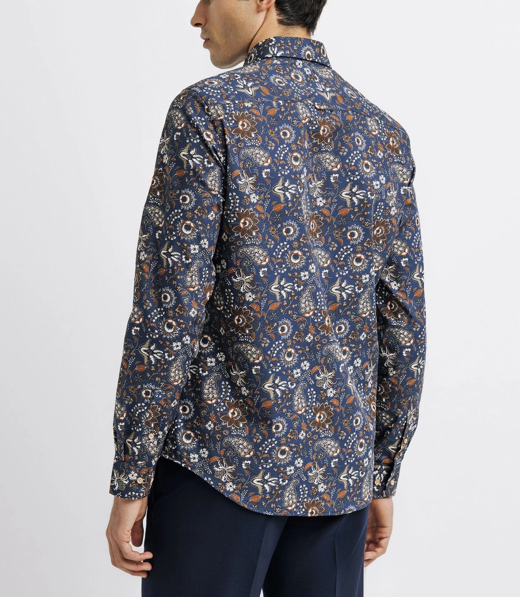Chemise à imprimé fleurs marine et camel - Image 3