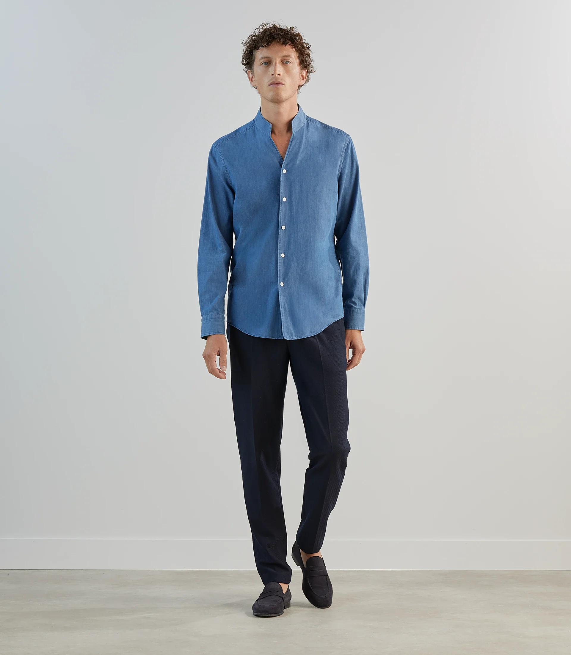 Chemise col philosophe bleu - Image 3