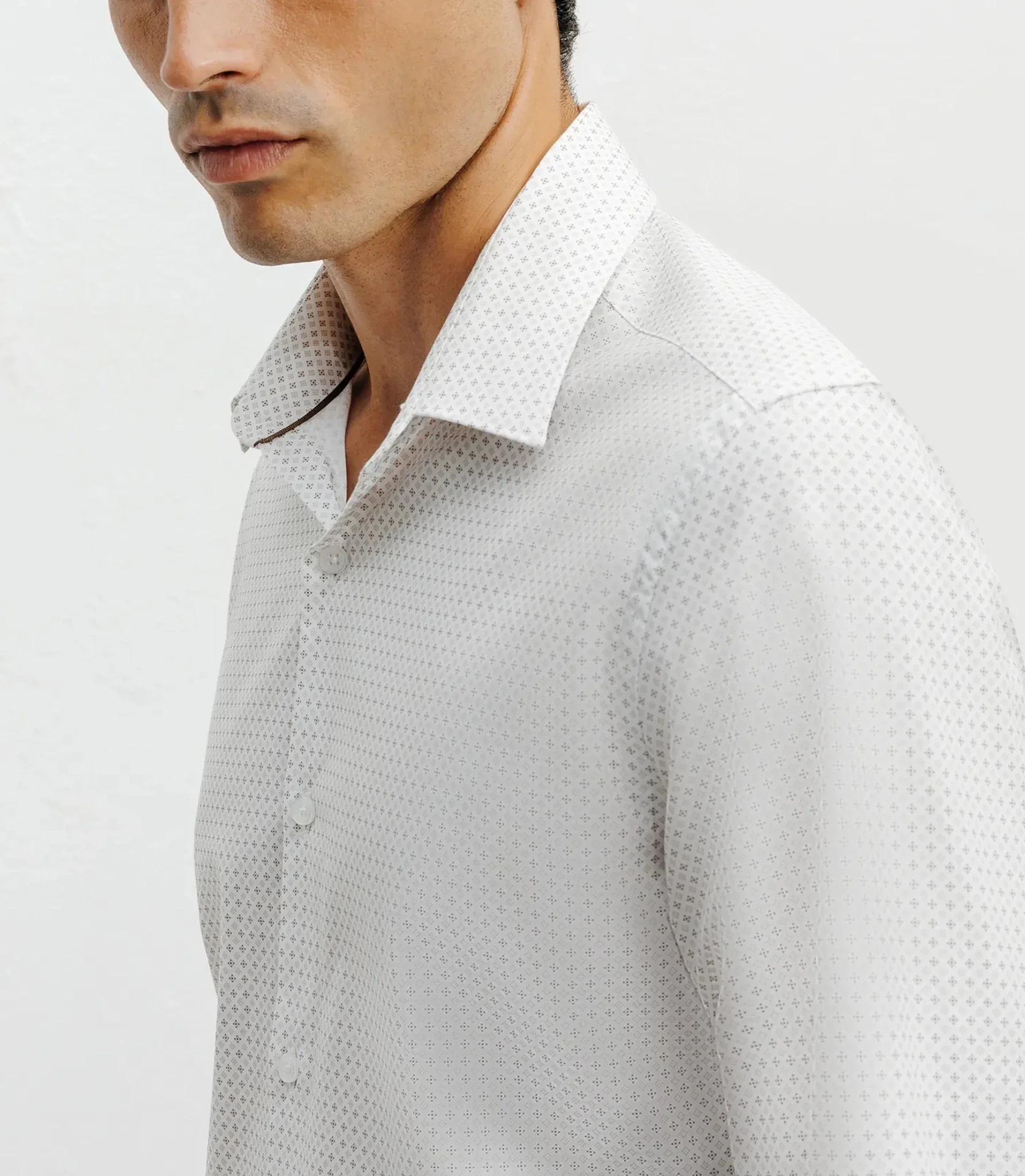 Chemise ville imprimée beige - Image 2