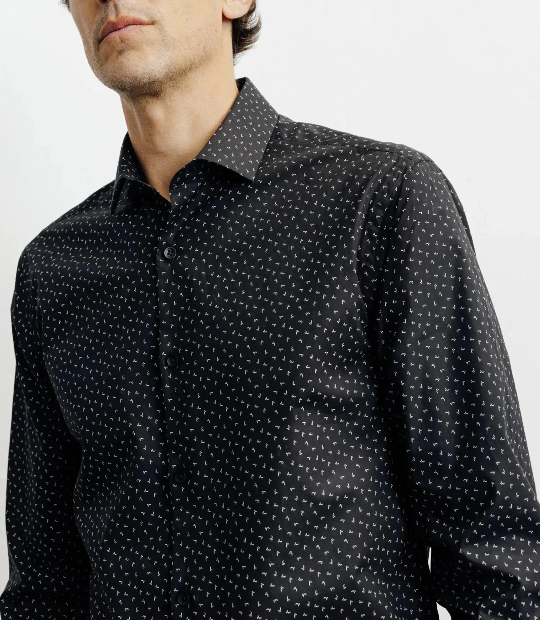 Chemise ville imprimée noire - Image 2