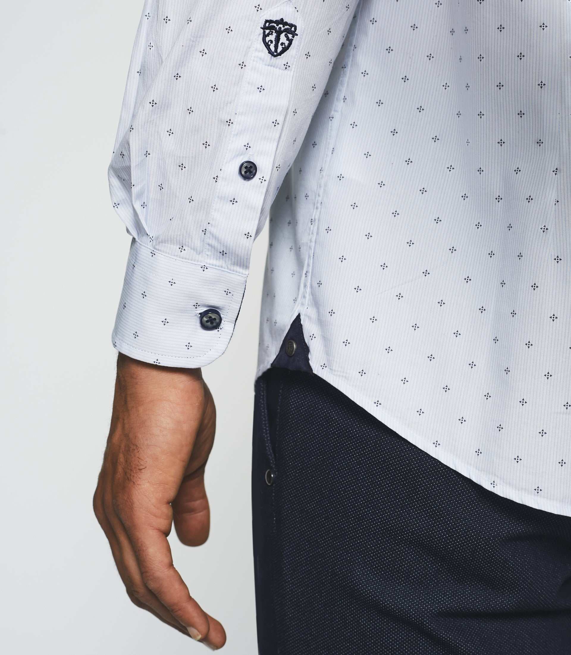 Chemise casual imprimé blanc et marine JULES - Image 4