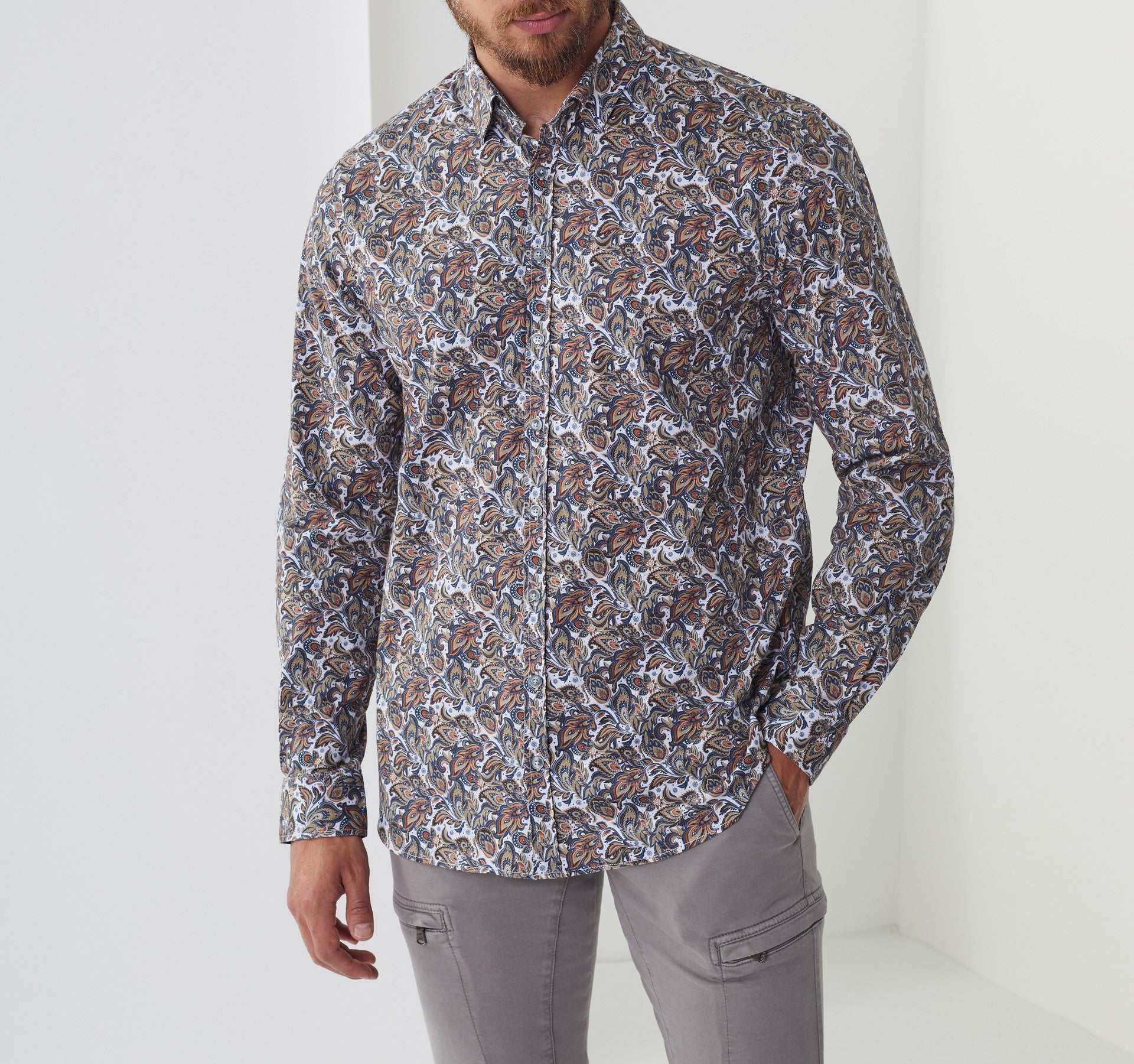 Chemise casual imprimé blanc-rouille "Albane" - Image 2