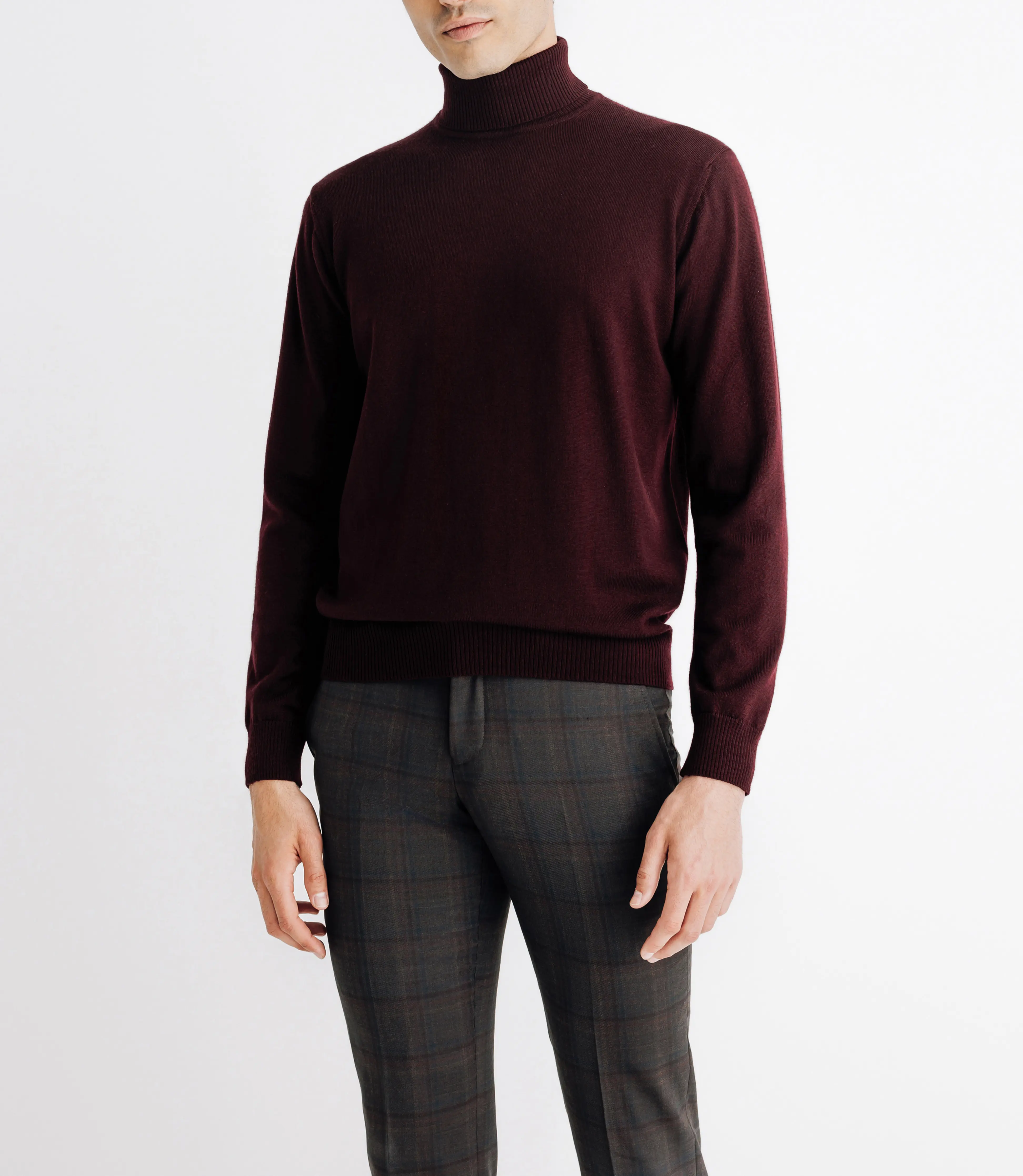 Pull col roulé en laine mérinos bordeaux