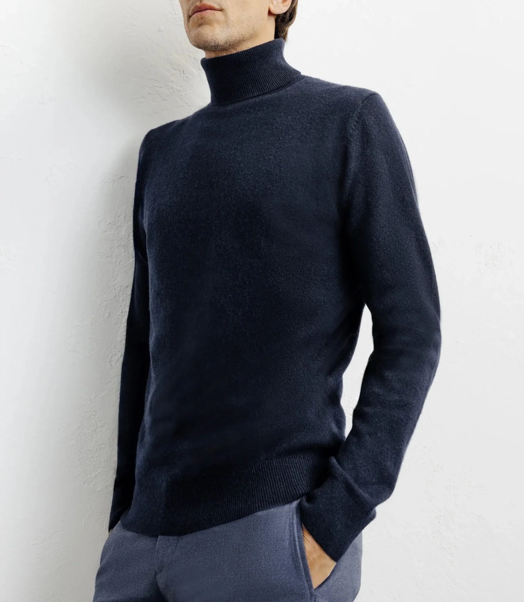 Pull col roulé 100% cachemire marine - Image 5