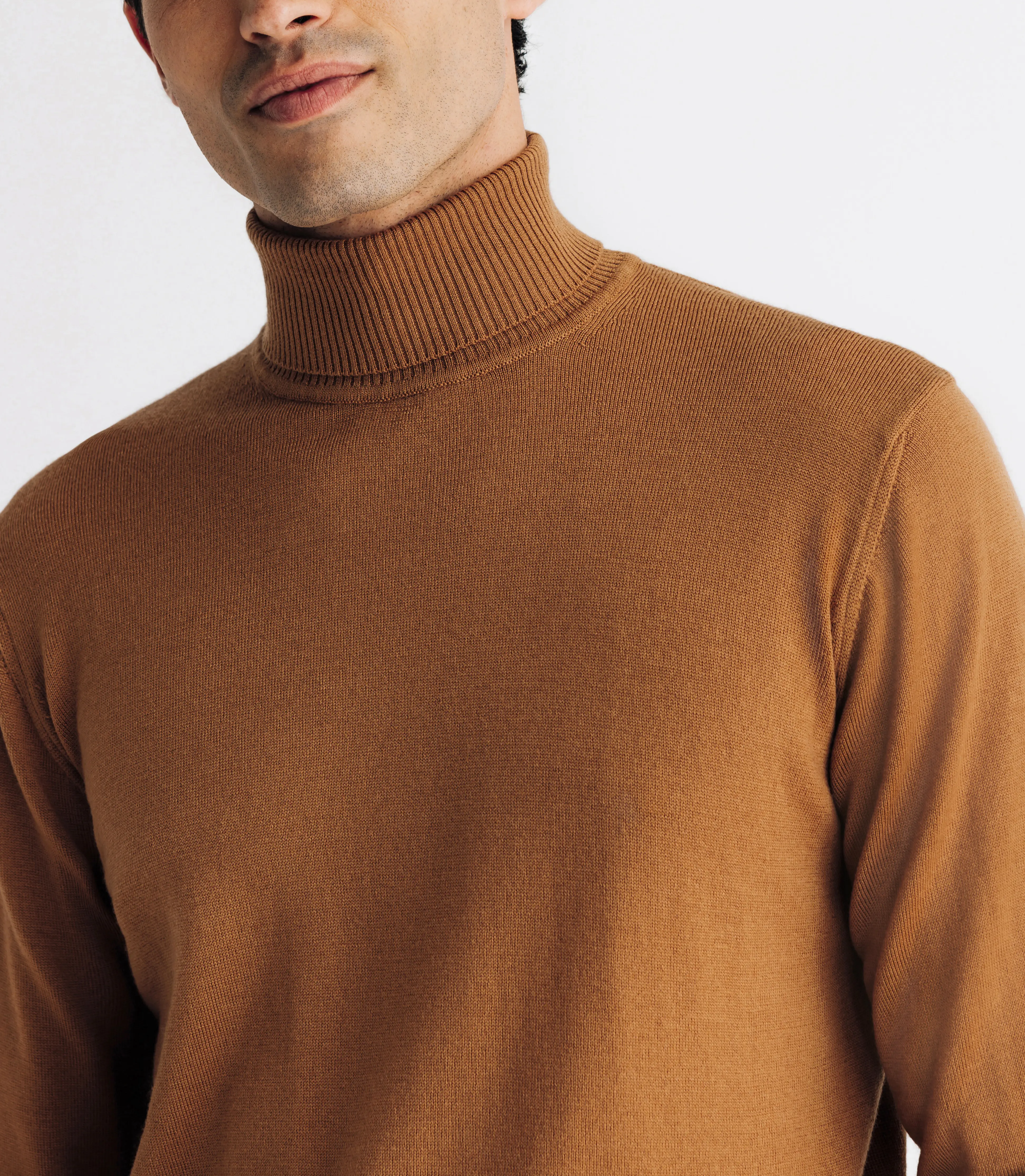 Pull col roulé en laine mérinos camel - Image 2