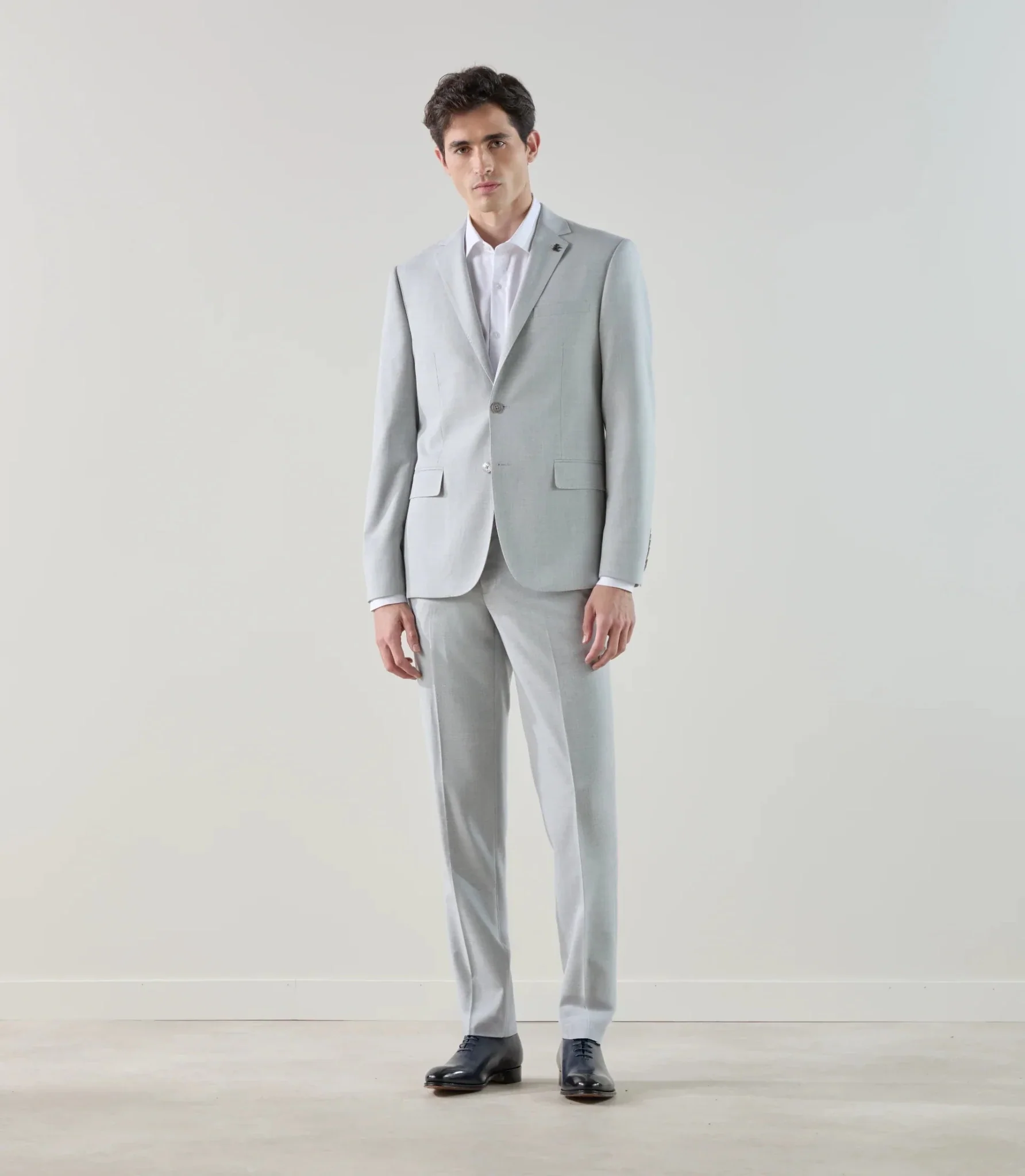 Costume 2 boutons gris clair - Image 3