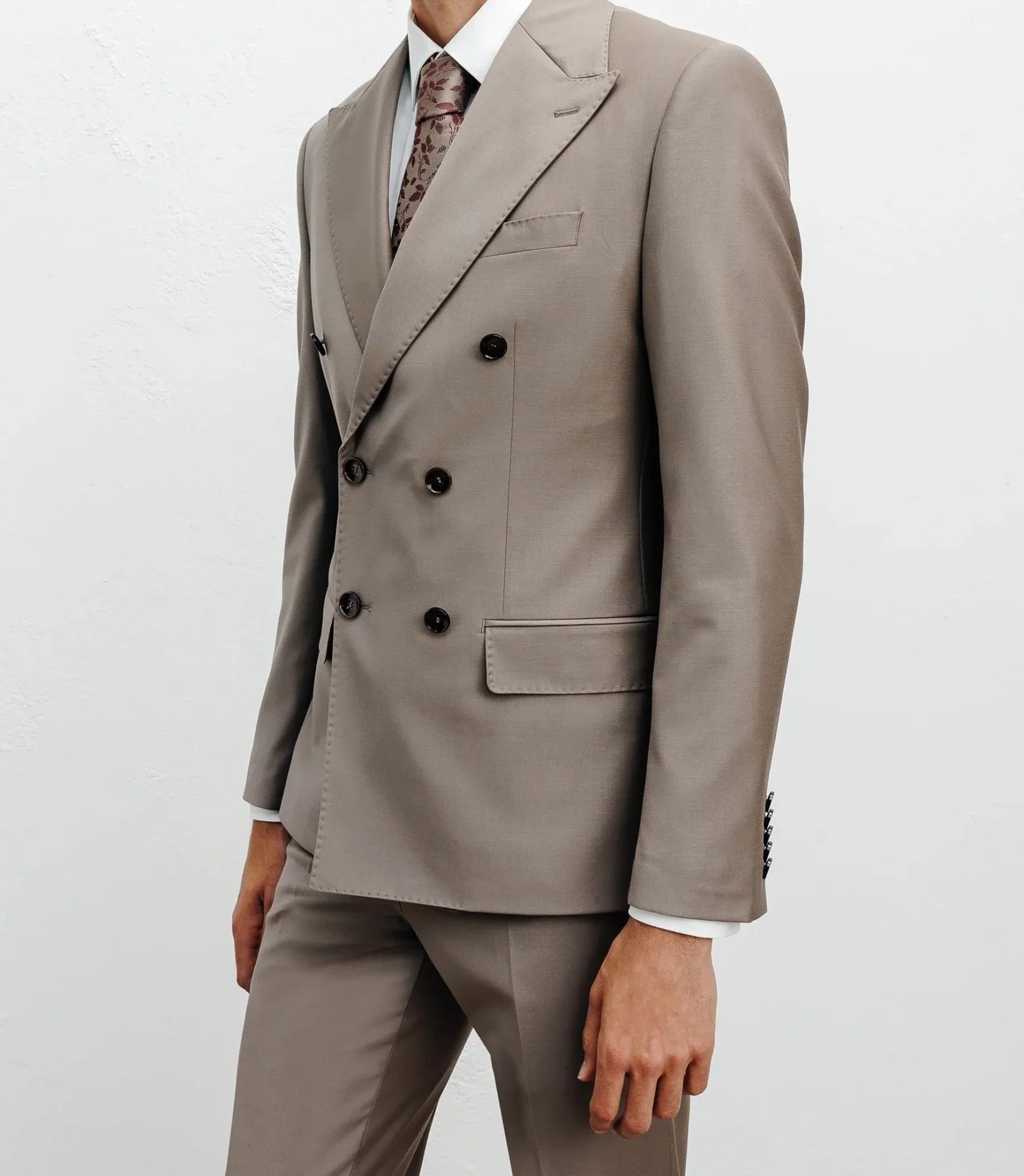 Costume croisé taupe