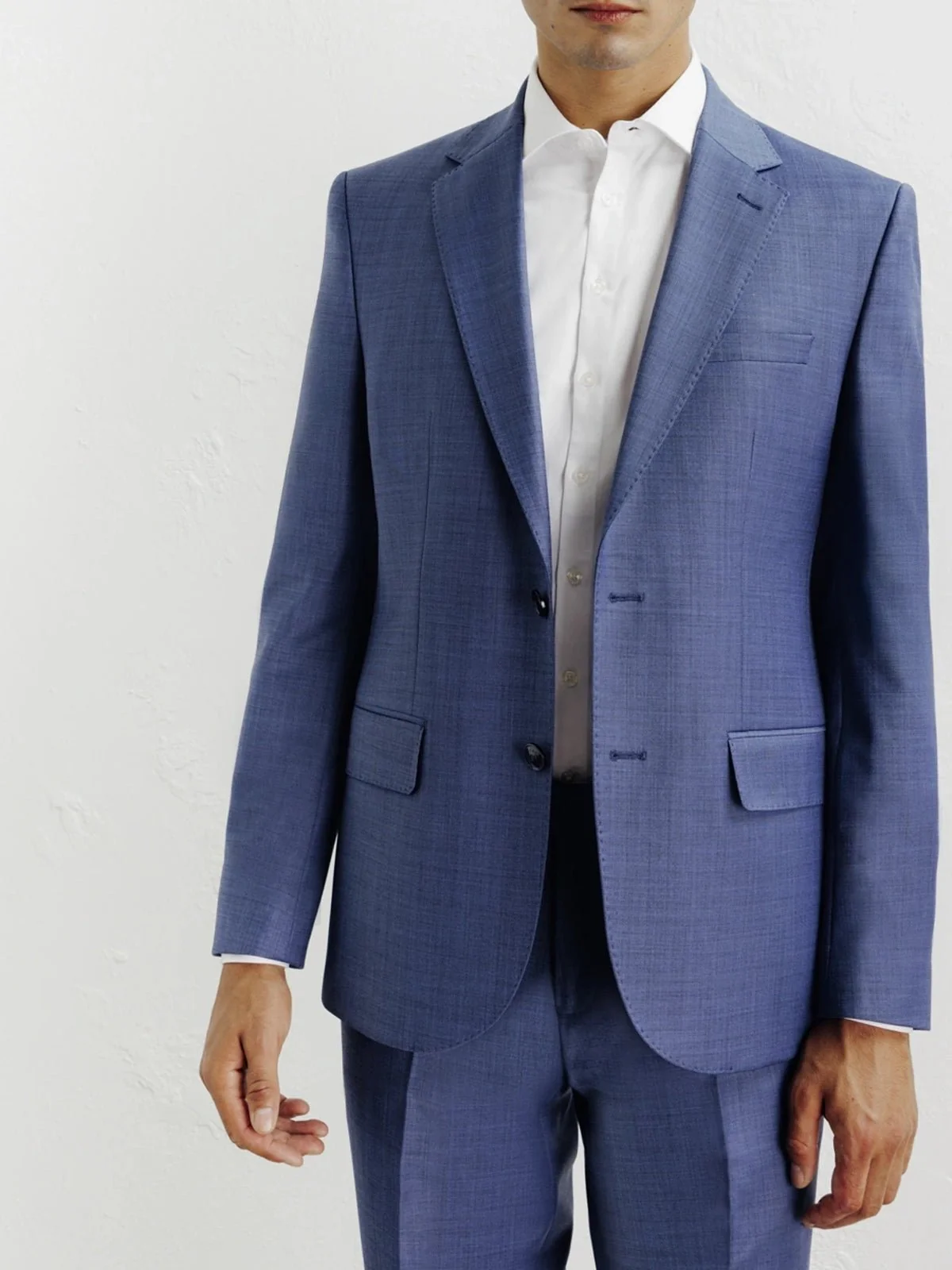 Costume en laine bleu