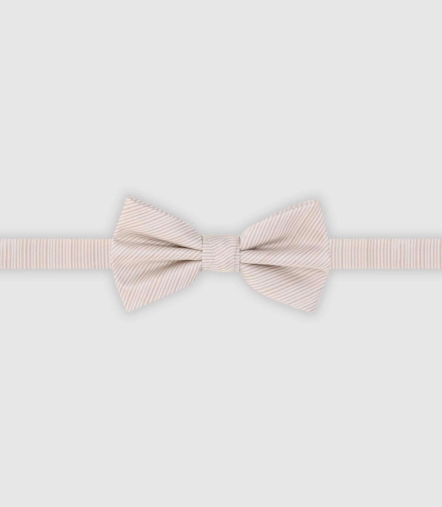 Nœud papillon écru