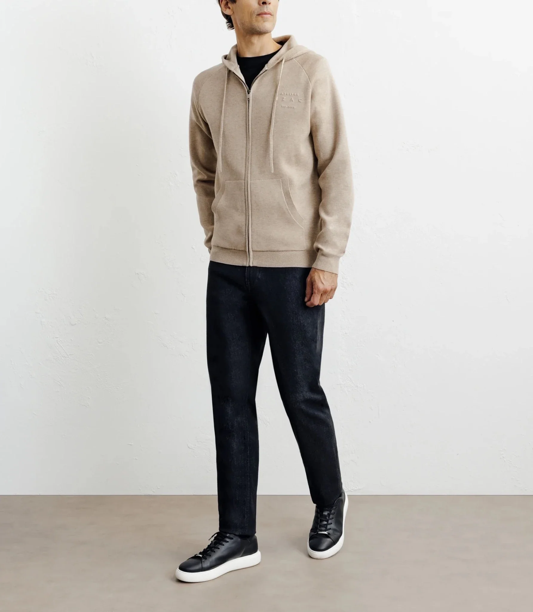 Hoodie zippé à capuche en maille beige - Image 4