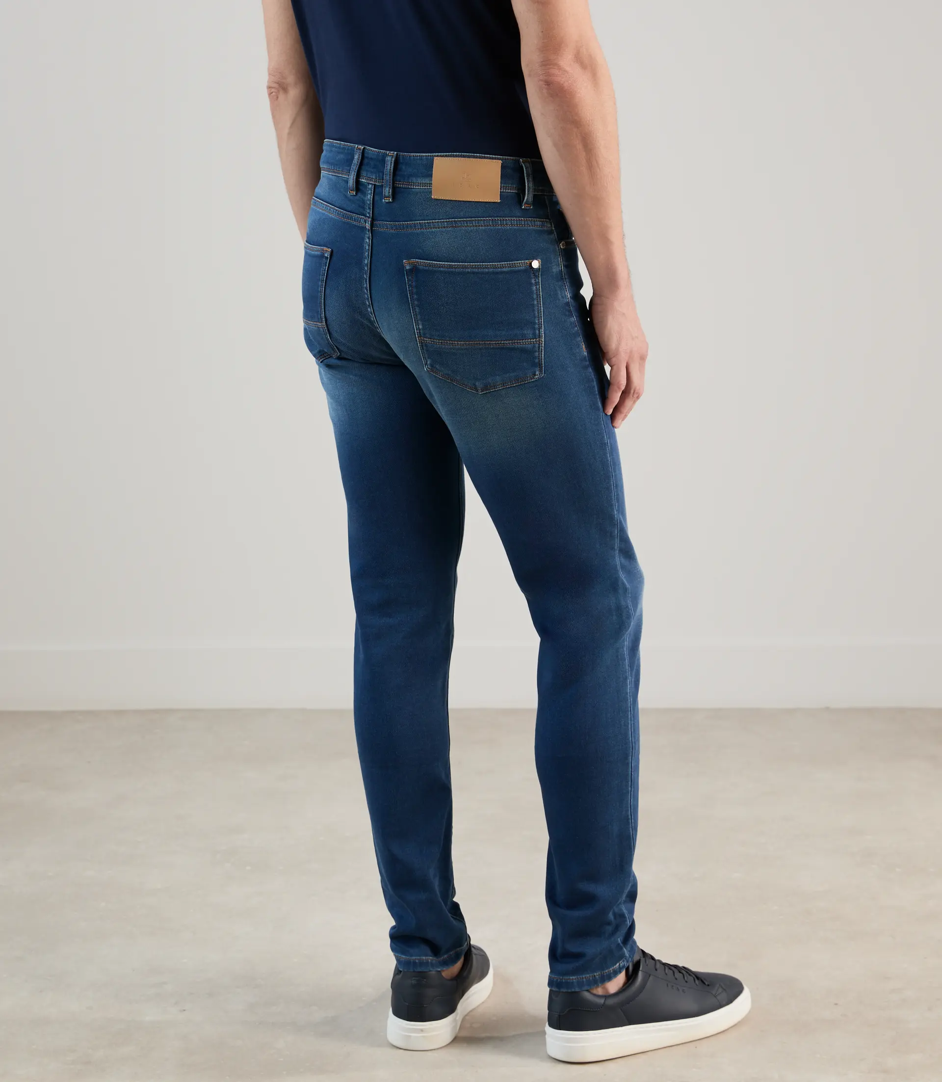 Jean 5 poches stretch bleu moyen - Image 4