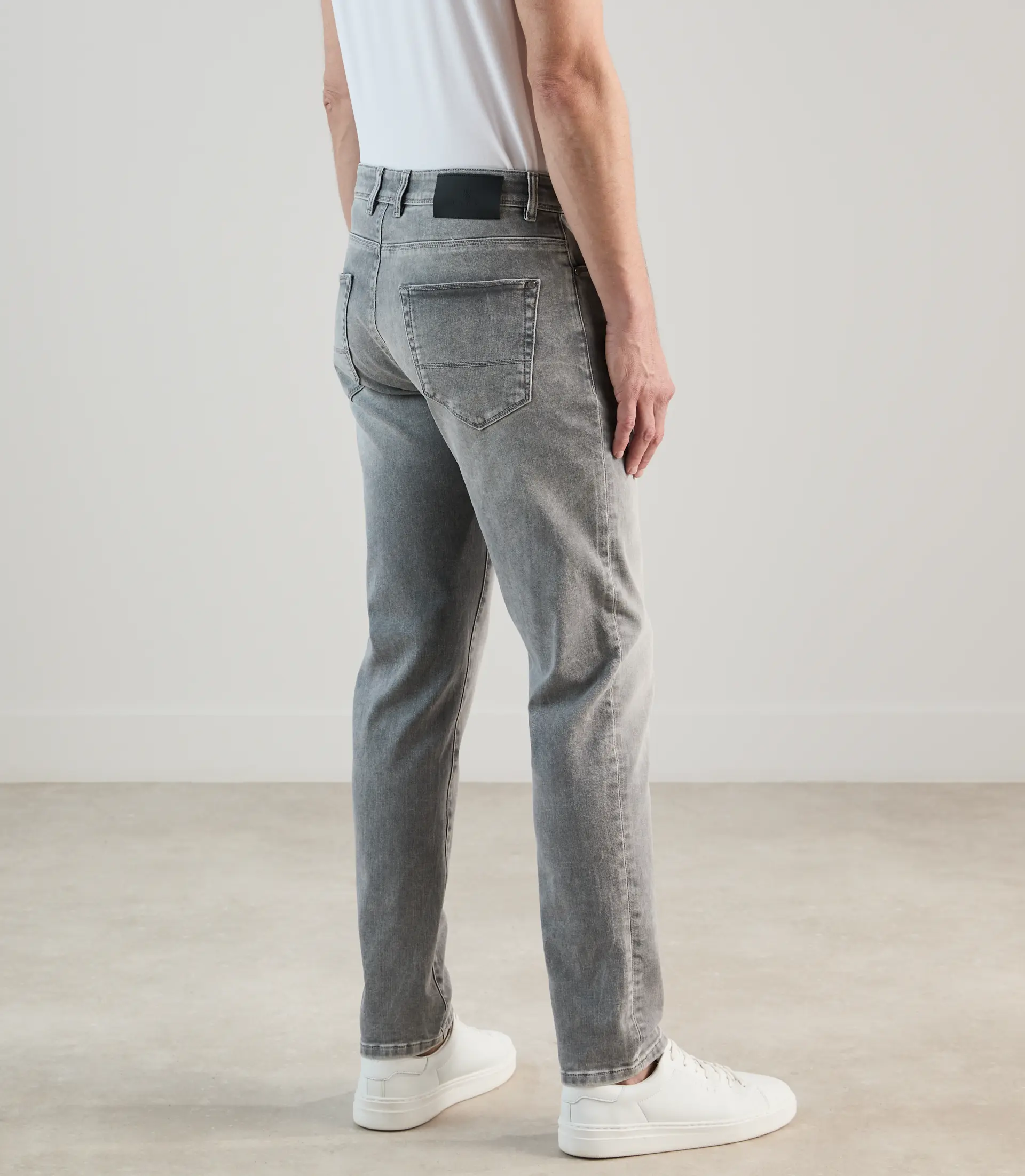 Jean 5 poches stretch gris - Image 4