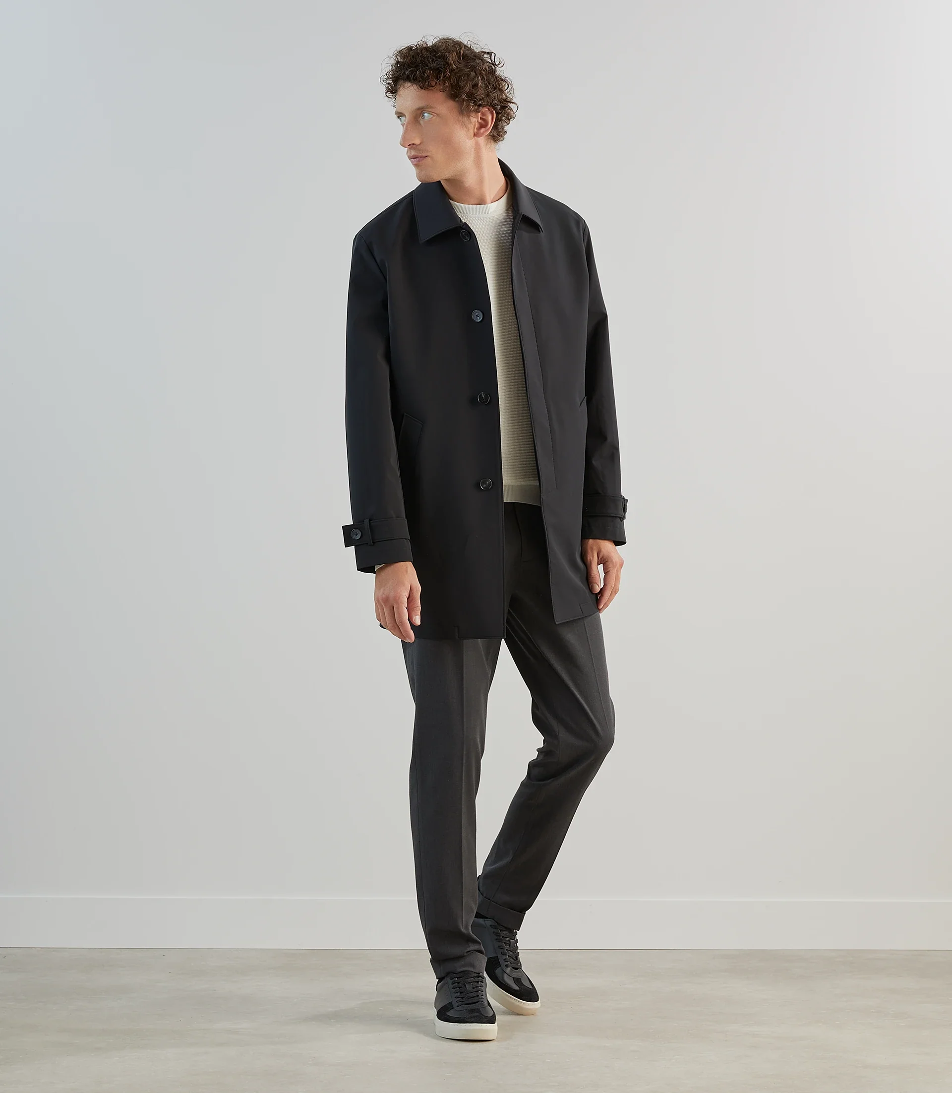 Manteau mi-long léger noir - Image 4