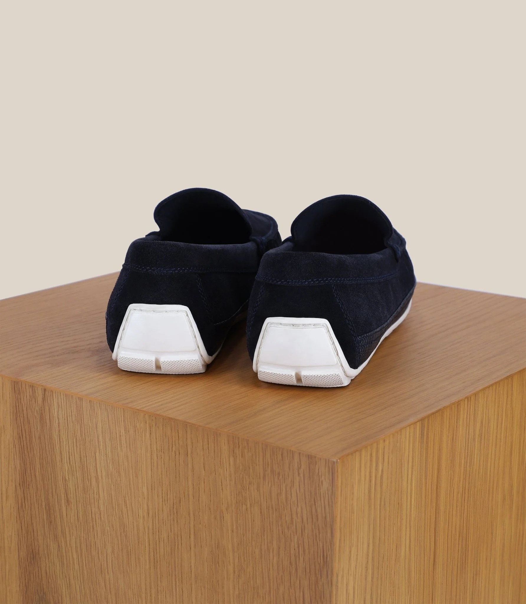 Mocassin en daim marine - Image 3