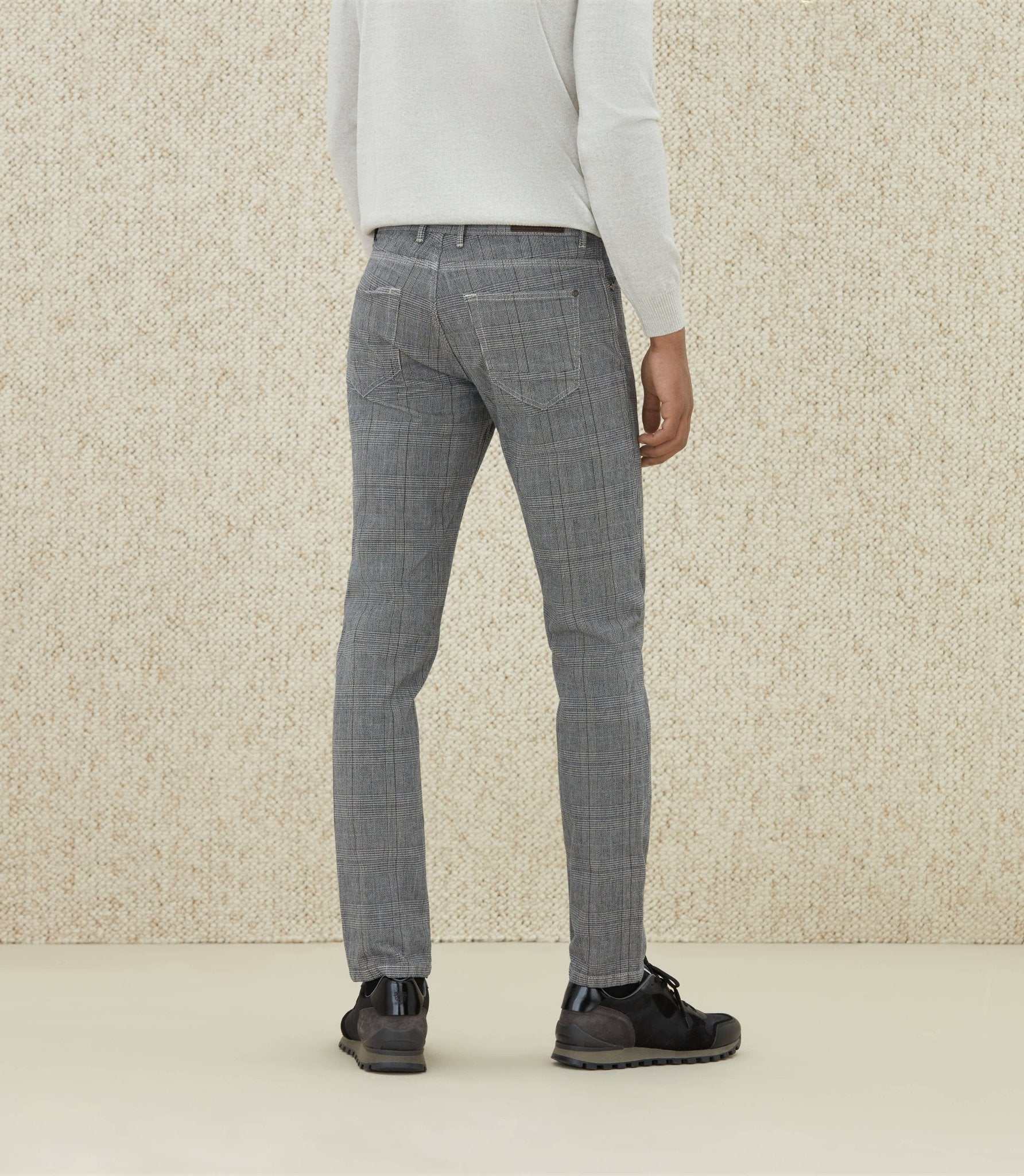 Pantalon à carreaux gris clair "Carreaux" - Image 3