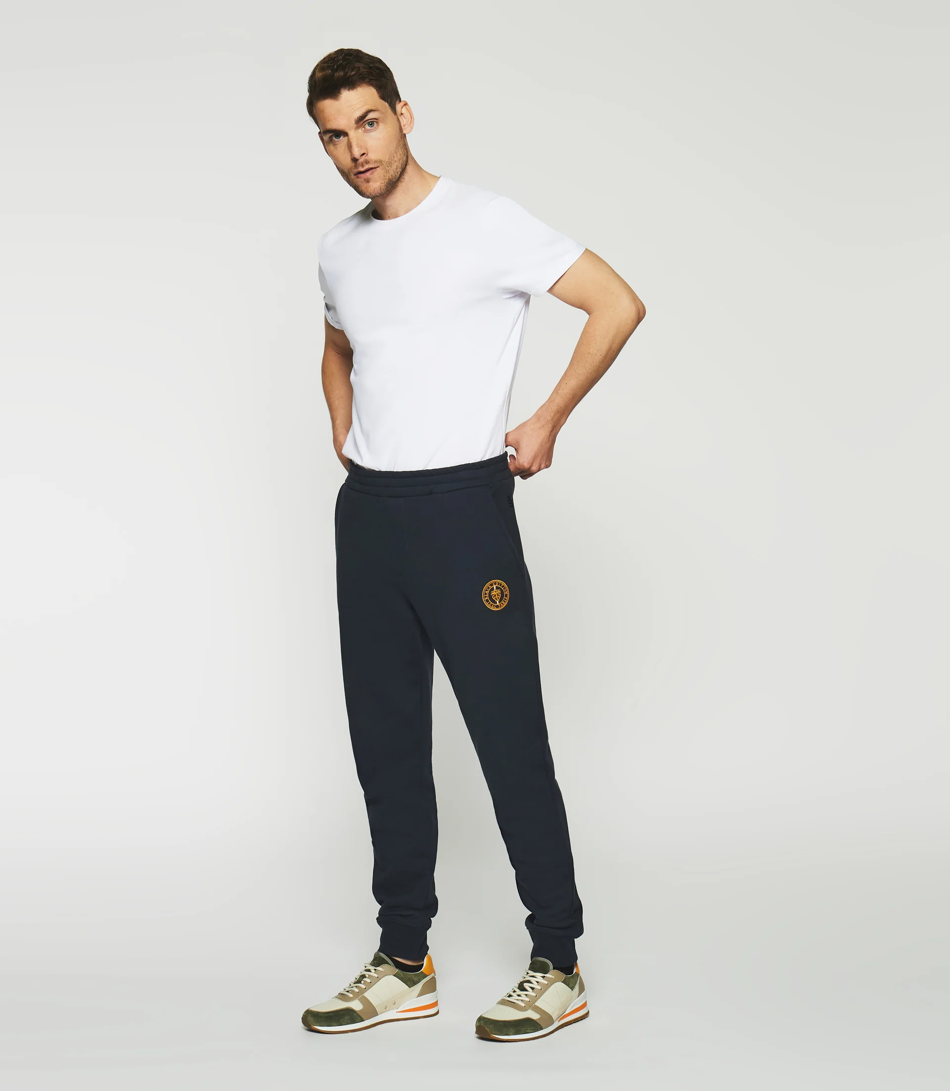 Jogging avec broderie marine SWPETER - Image 4