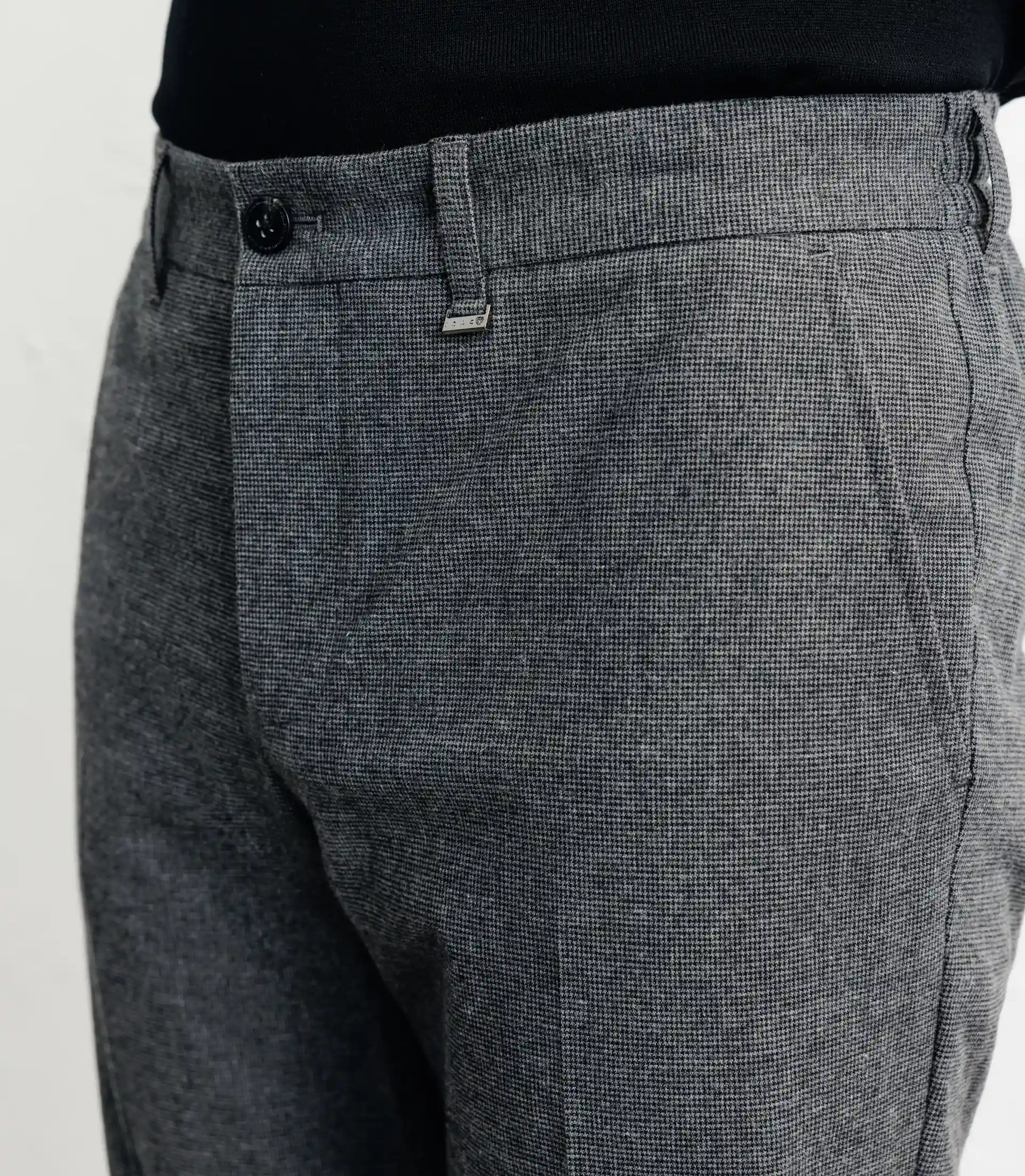 Pantalon chevron gris - Image 2