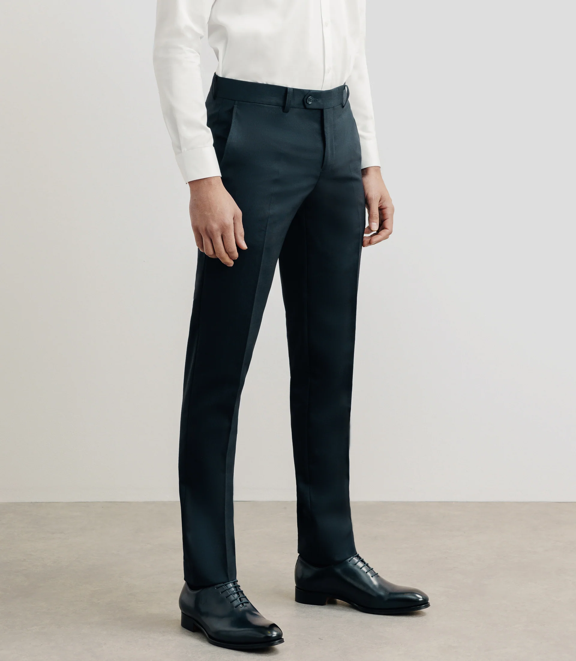 Pantalon ville en laine bleu marine