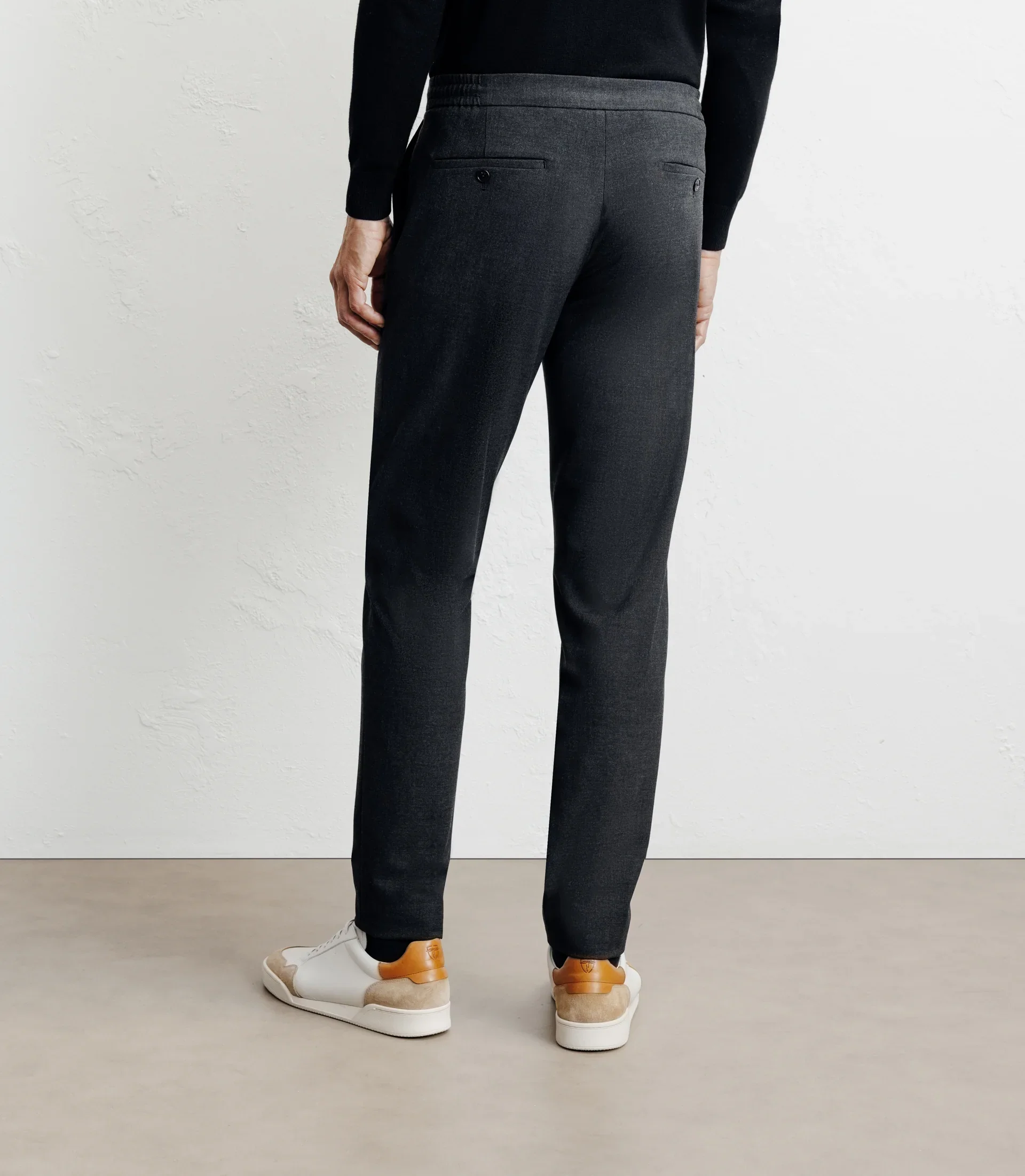 Pantalon ville en maille gris foncé - Image 3