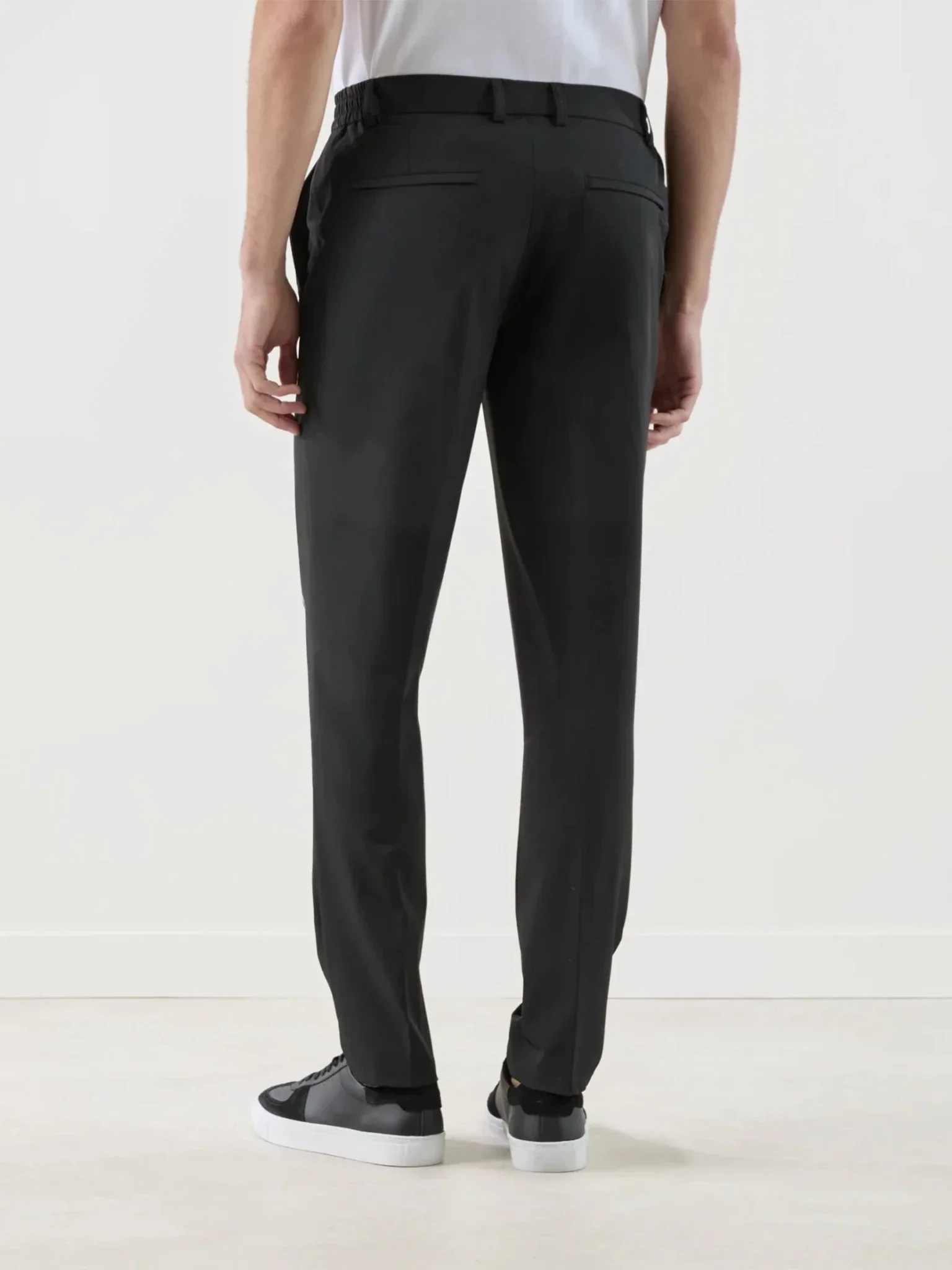 Pantalon ville en tissu technique noir - Image 4
