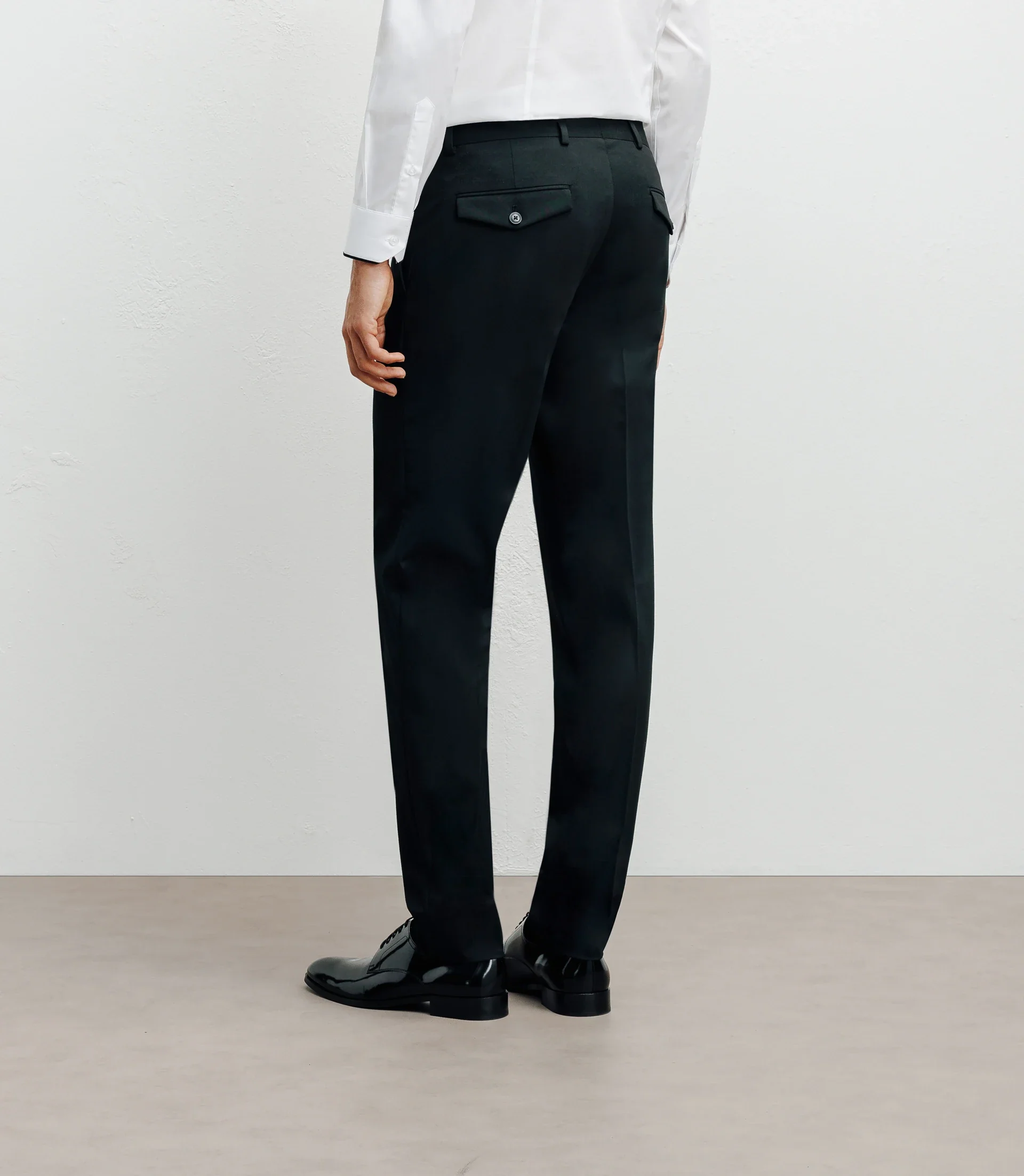 Pantalon ville ajusté noir - Image 4