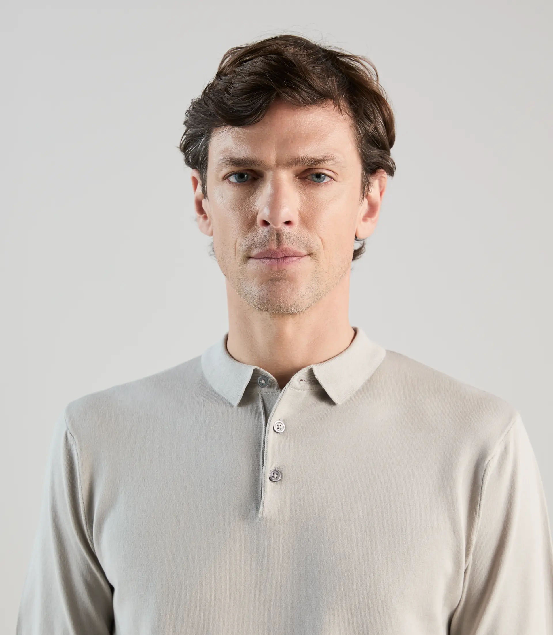 Polo col boutonné en maille gris clair - Image 2