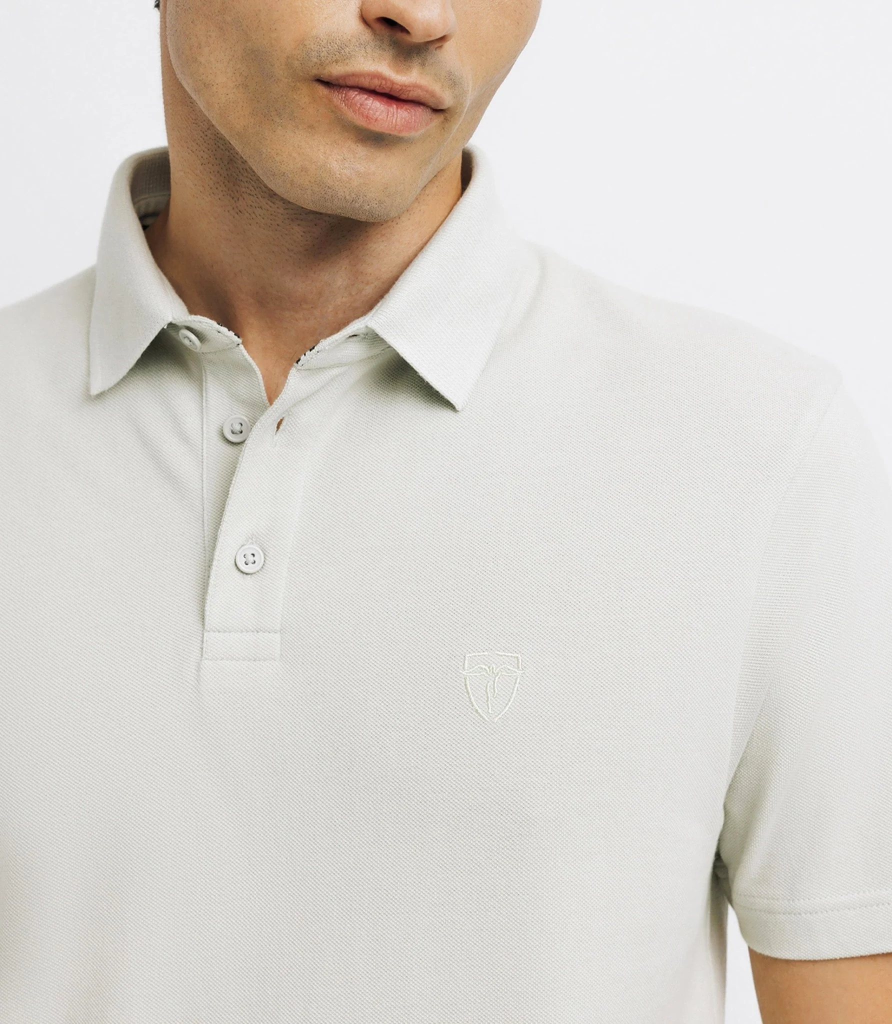 Polo avec broderie vert clair - Image 4