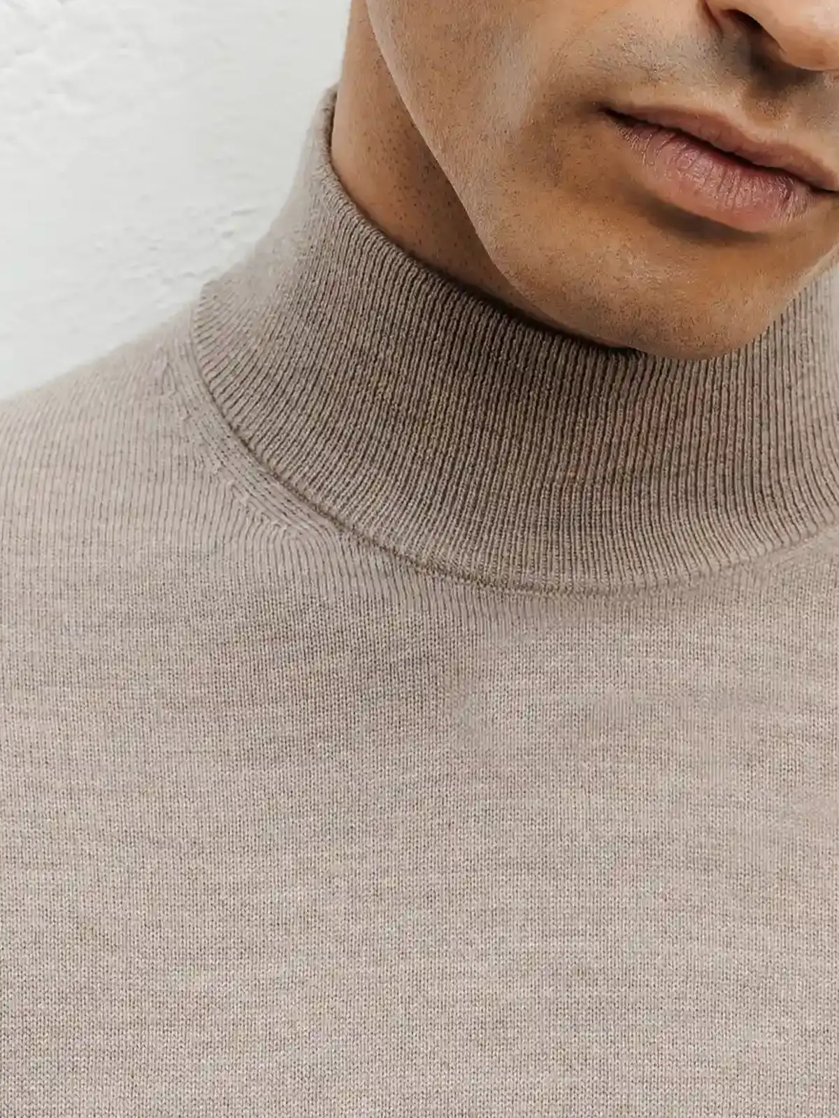 Pull col cheminée beige - Image 2