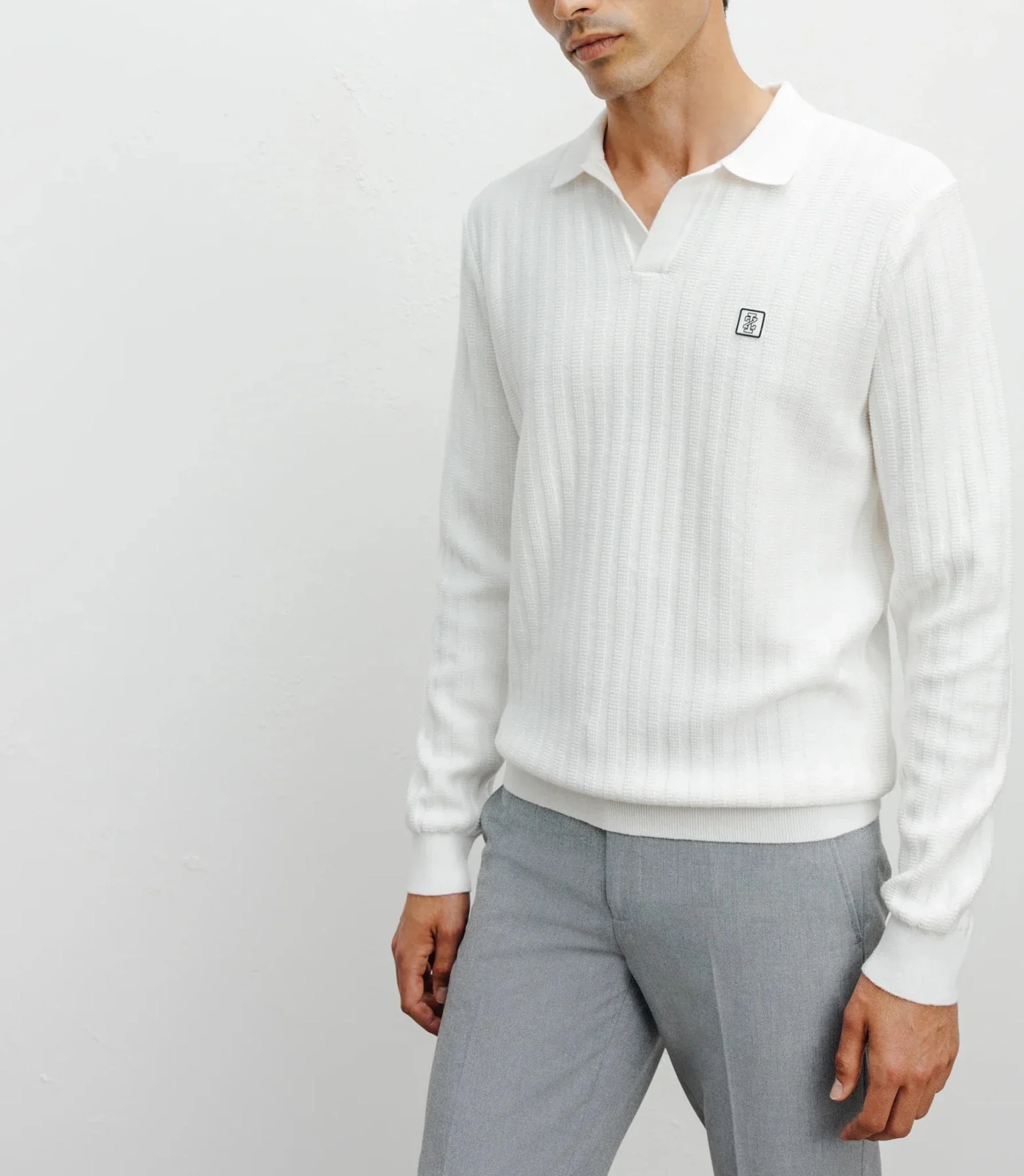 Pull col polo ouvert jeux de points écru