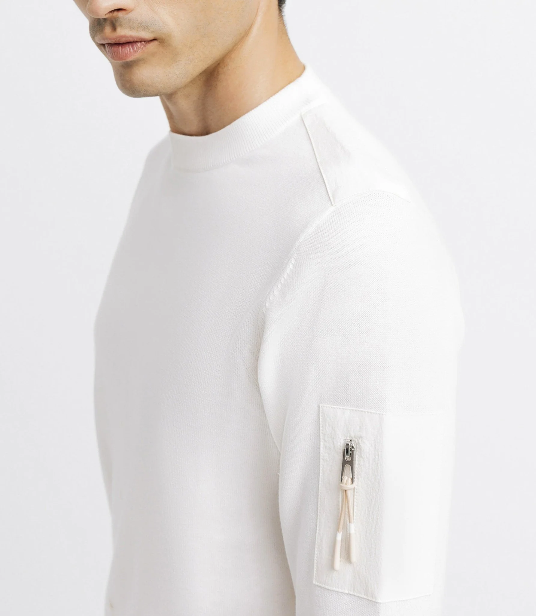 Pull col rond avec poche écru - Image 4