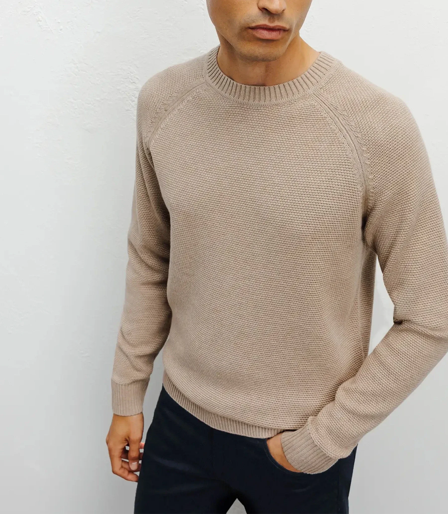 Pull col rond jeux de points beige